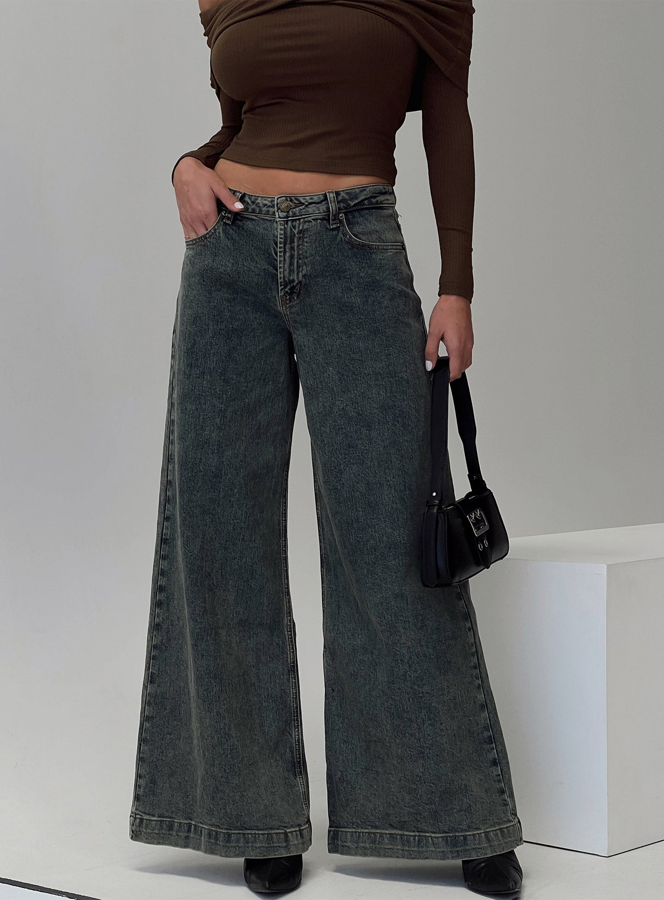 Ziggie Low Rise Baggy Jeans Antique Wash - Image 7