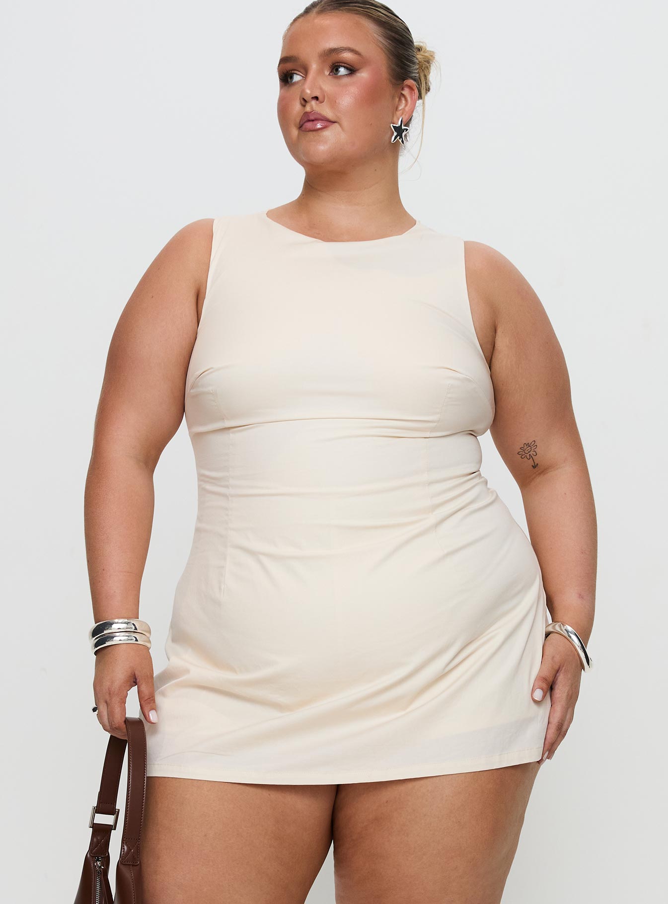 Alternative view of Yumiko Romper Cream Curve