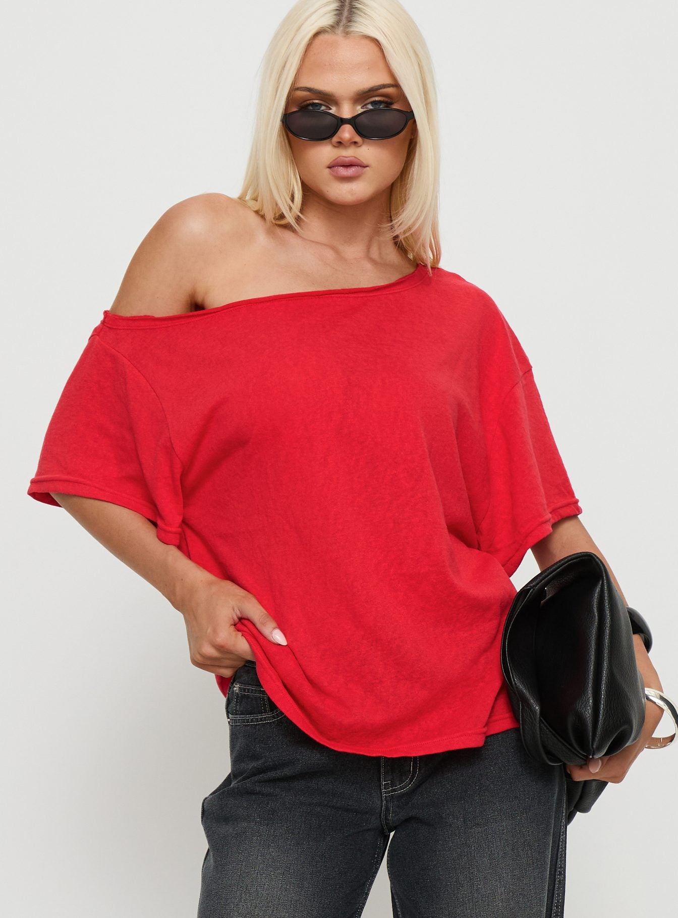 Alternative view of Winny Off Shoulder Tee Red