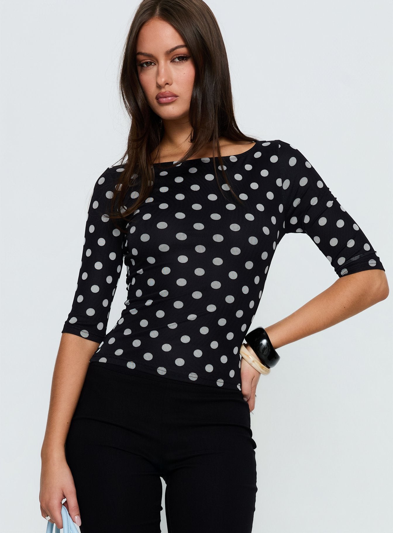 Alternative view of Venna 3/4 Sleeve Boat Neck Top Black / White Polka