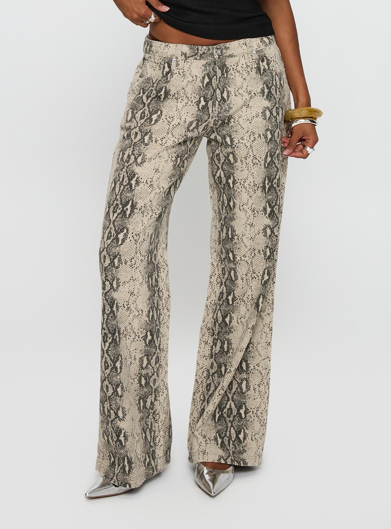 Alternative view of Serpentina Low Rise Straight Leg Jeans Snake