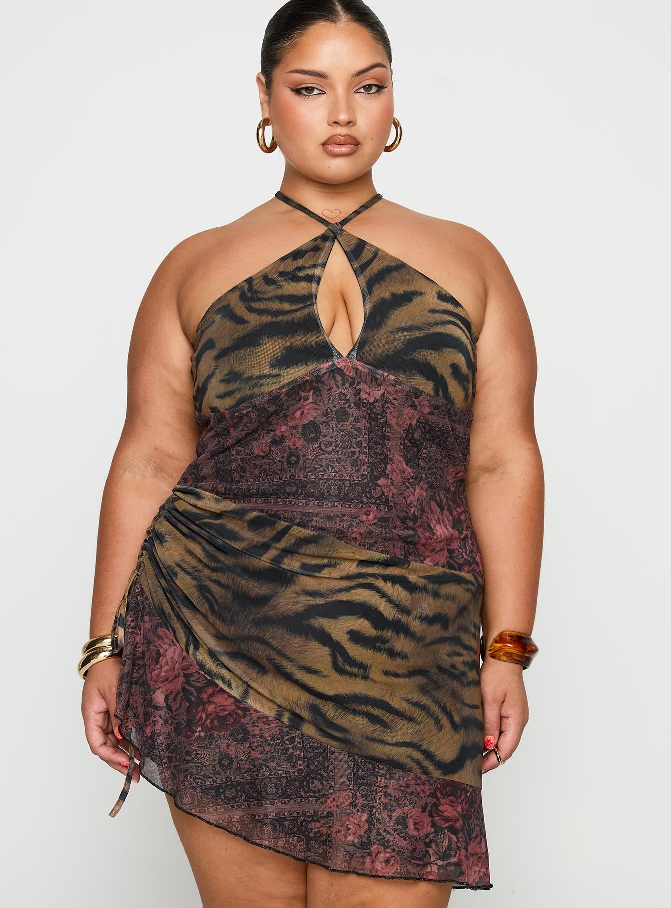 Alternative view of Syrefena Halter Mini Dress Multi Curve