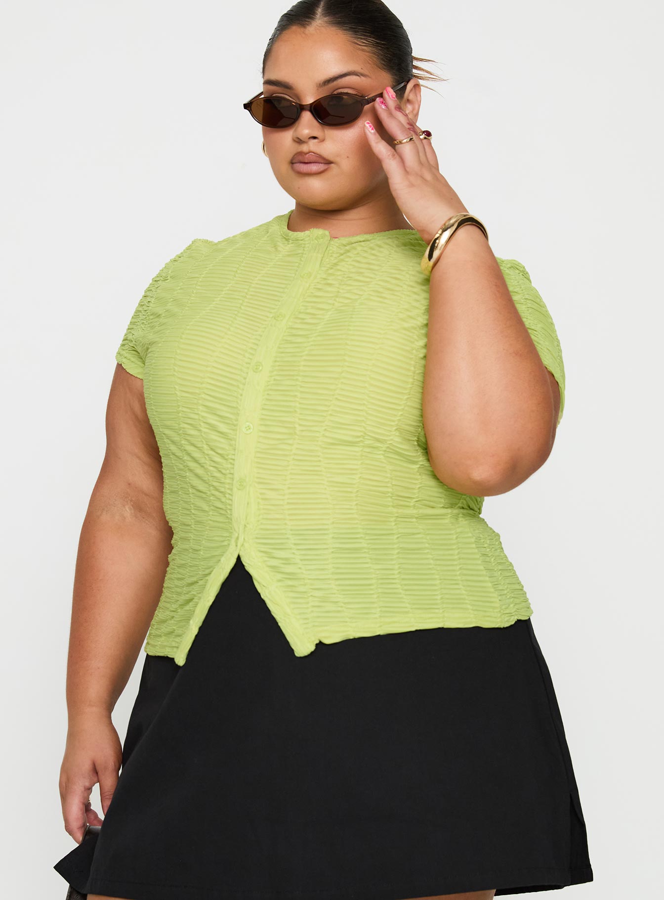 Alternative view of Suzu Textured Top Green Curve
