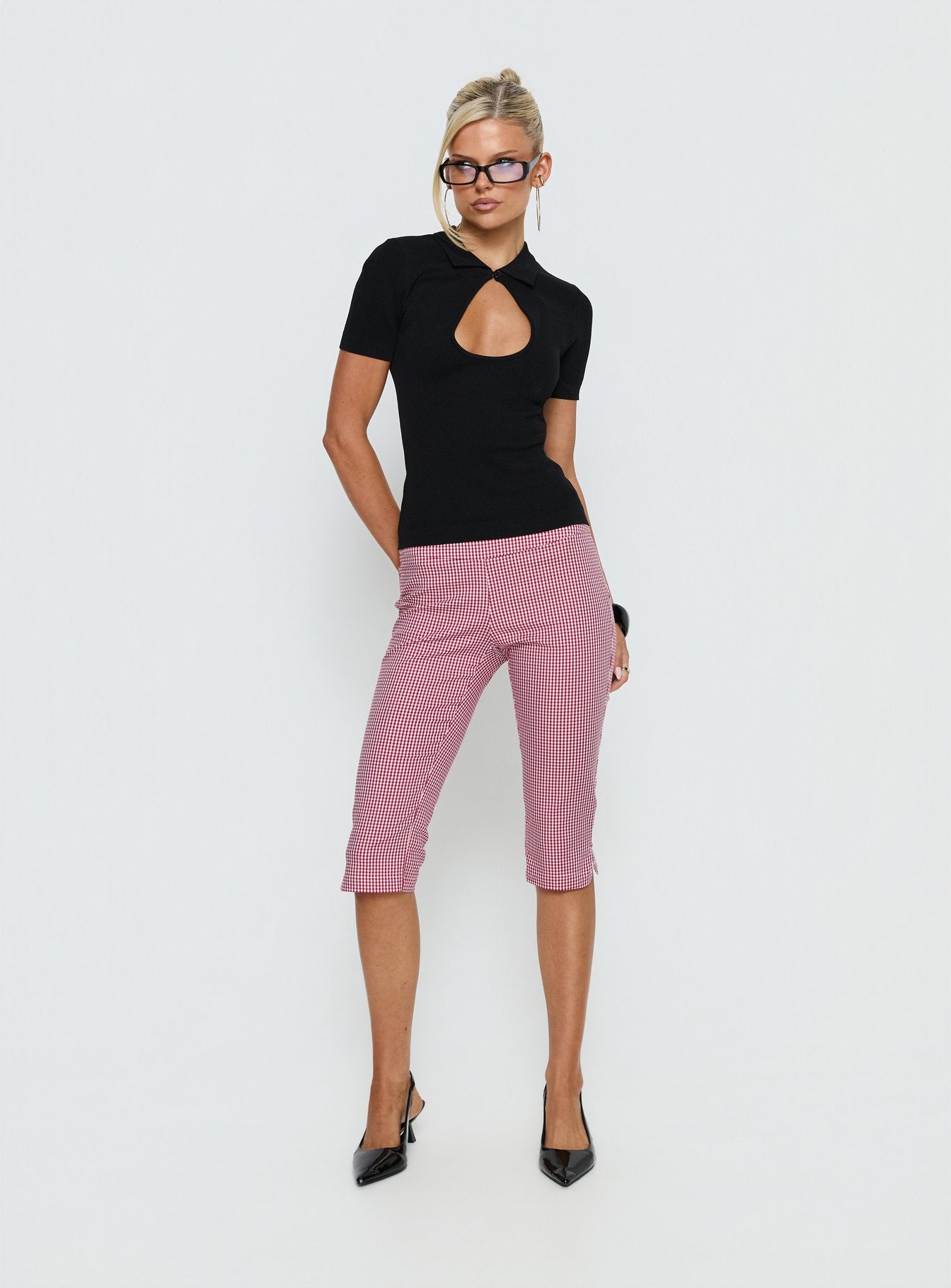 Alternative view of Rossie Capri Pants Red Gingham