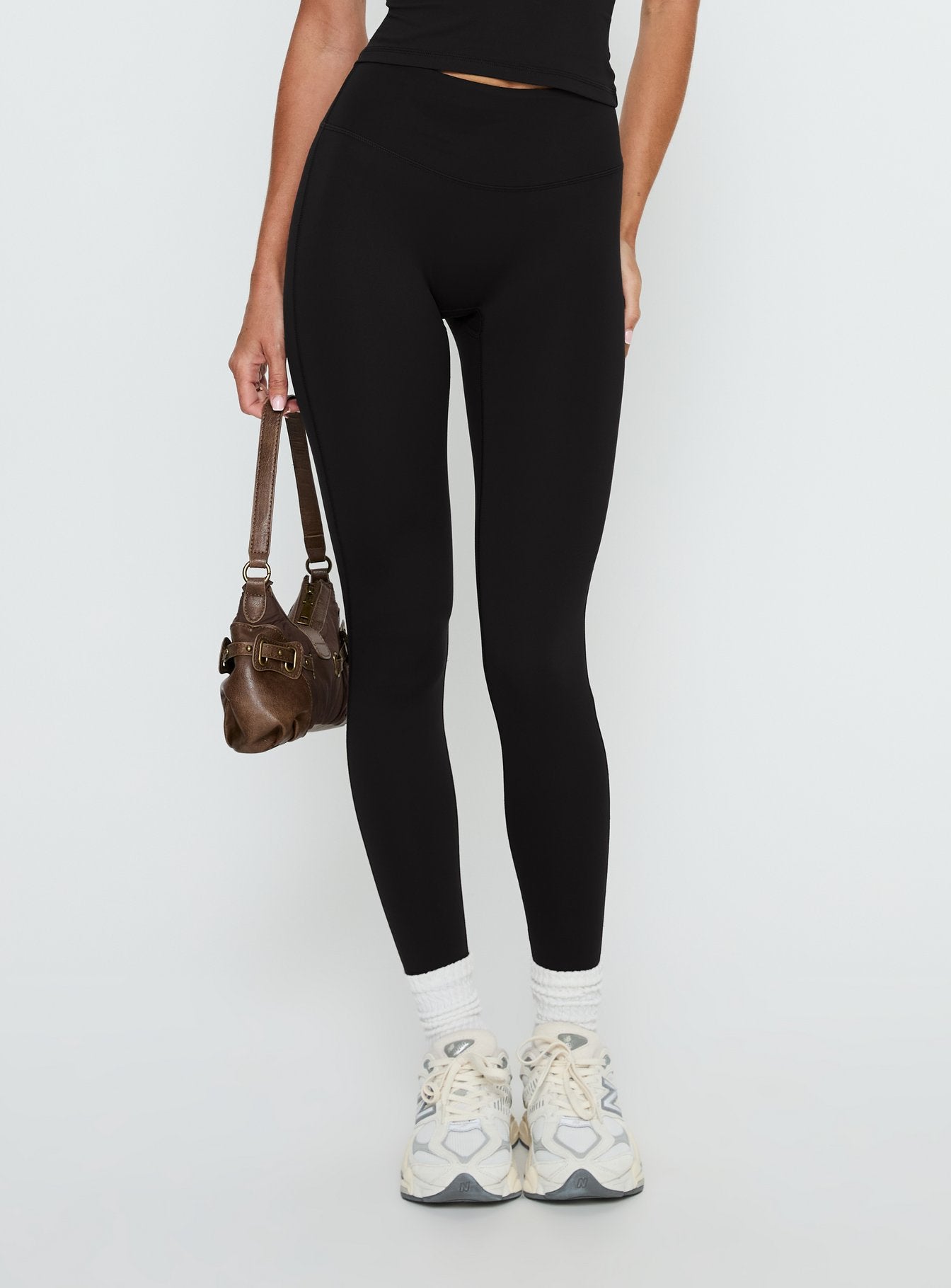 Alternative view of Stride Active Invisible Scrunch Leggings Black