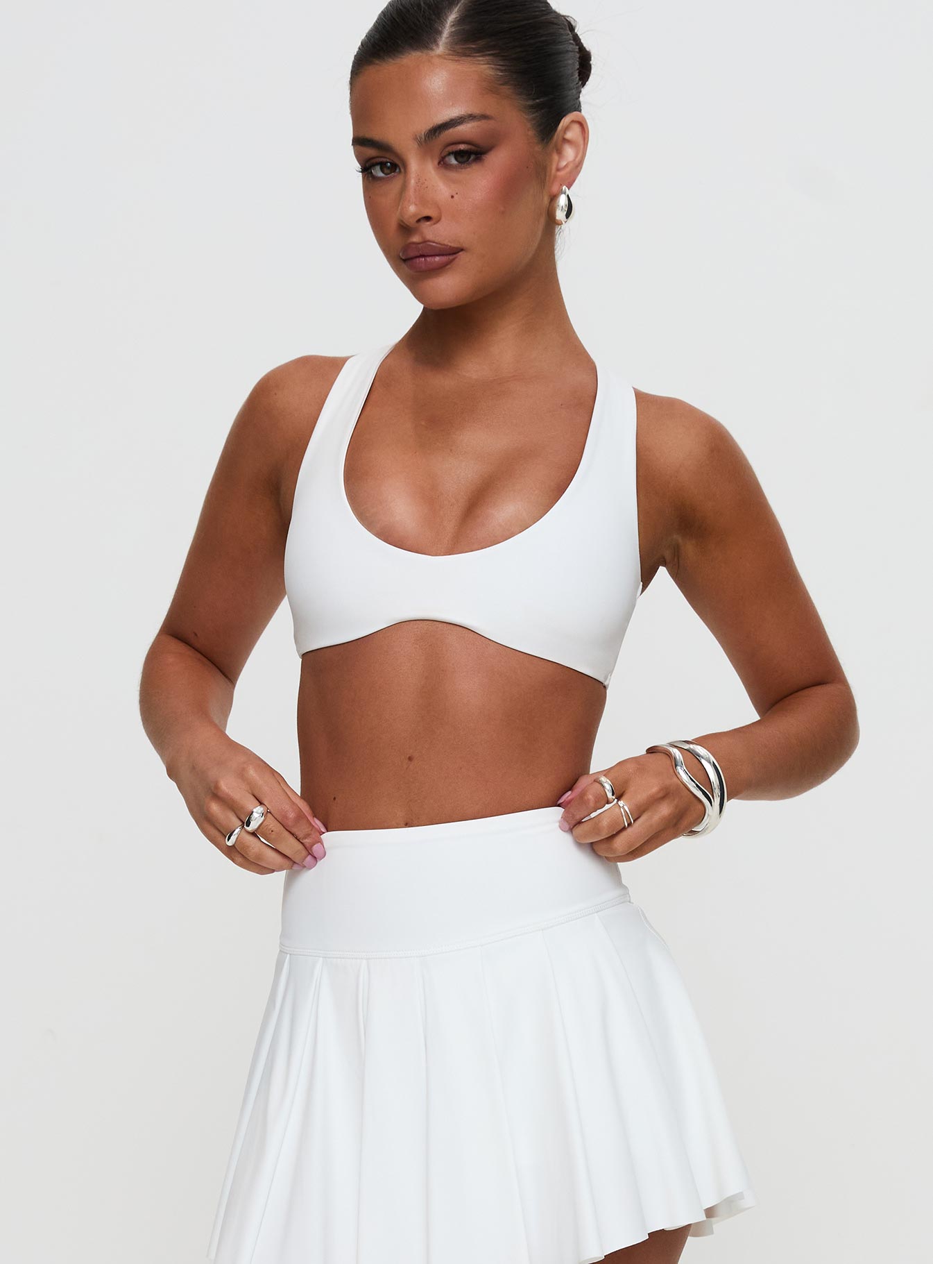 Alternative view of Pulse Active Halter Crop White