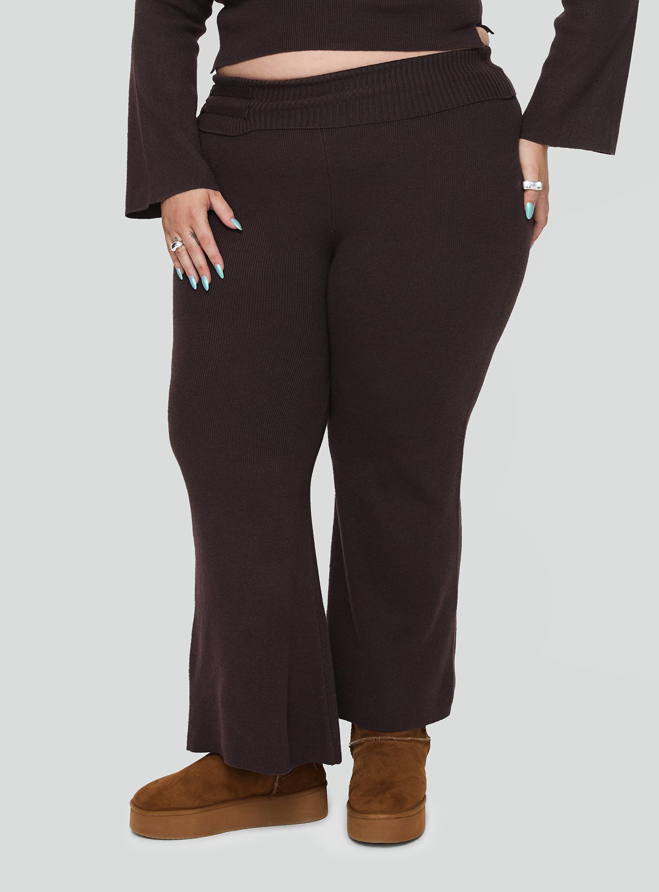 Alternative view of Try Me Knit Pants Chocolate Curve
