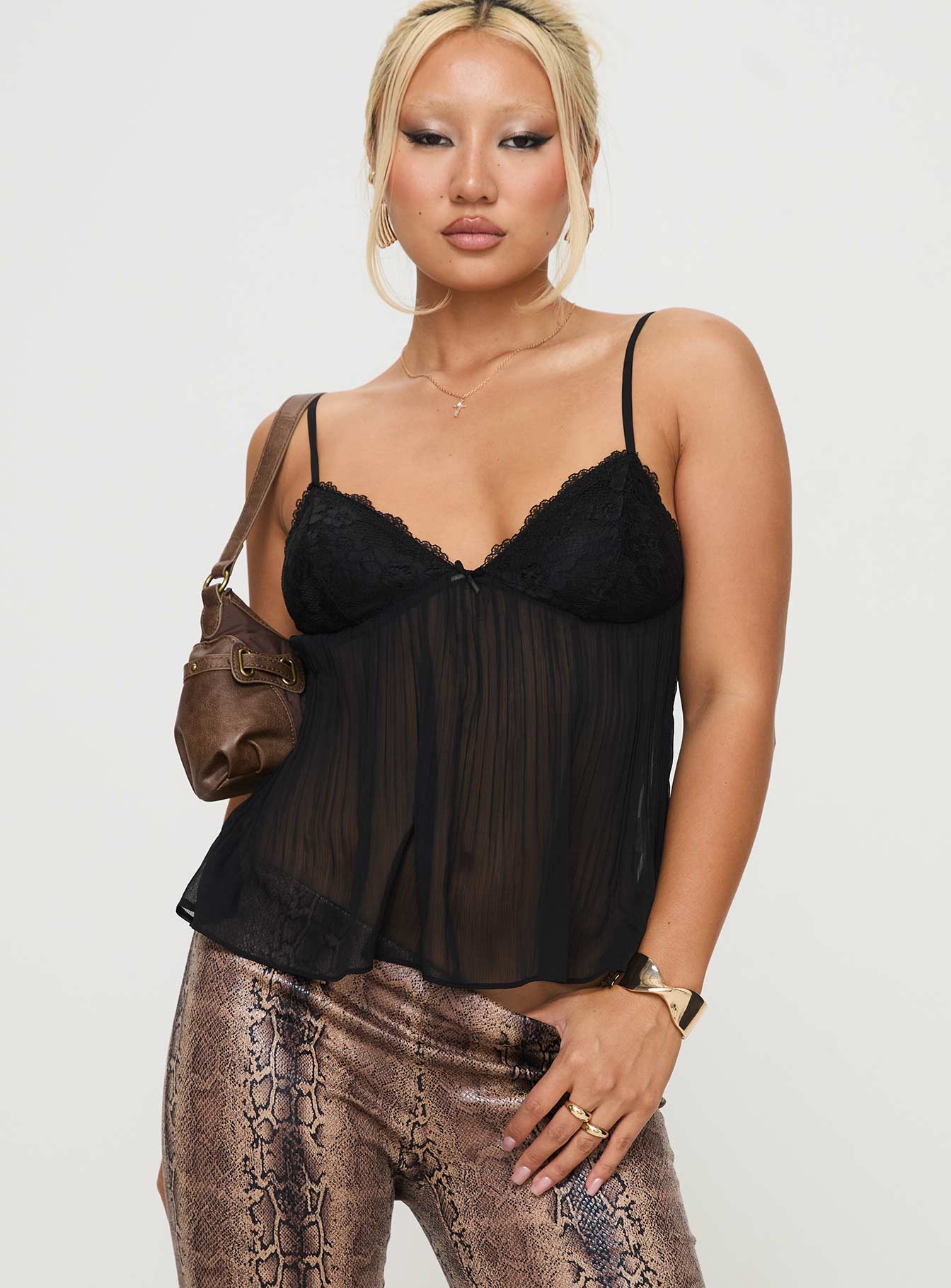 Alternative view of Zami Pleat Top Black
