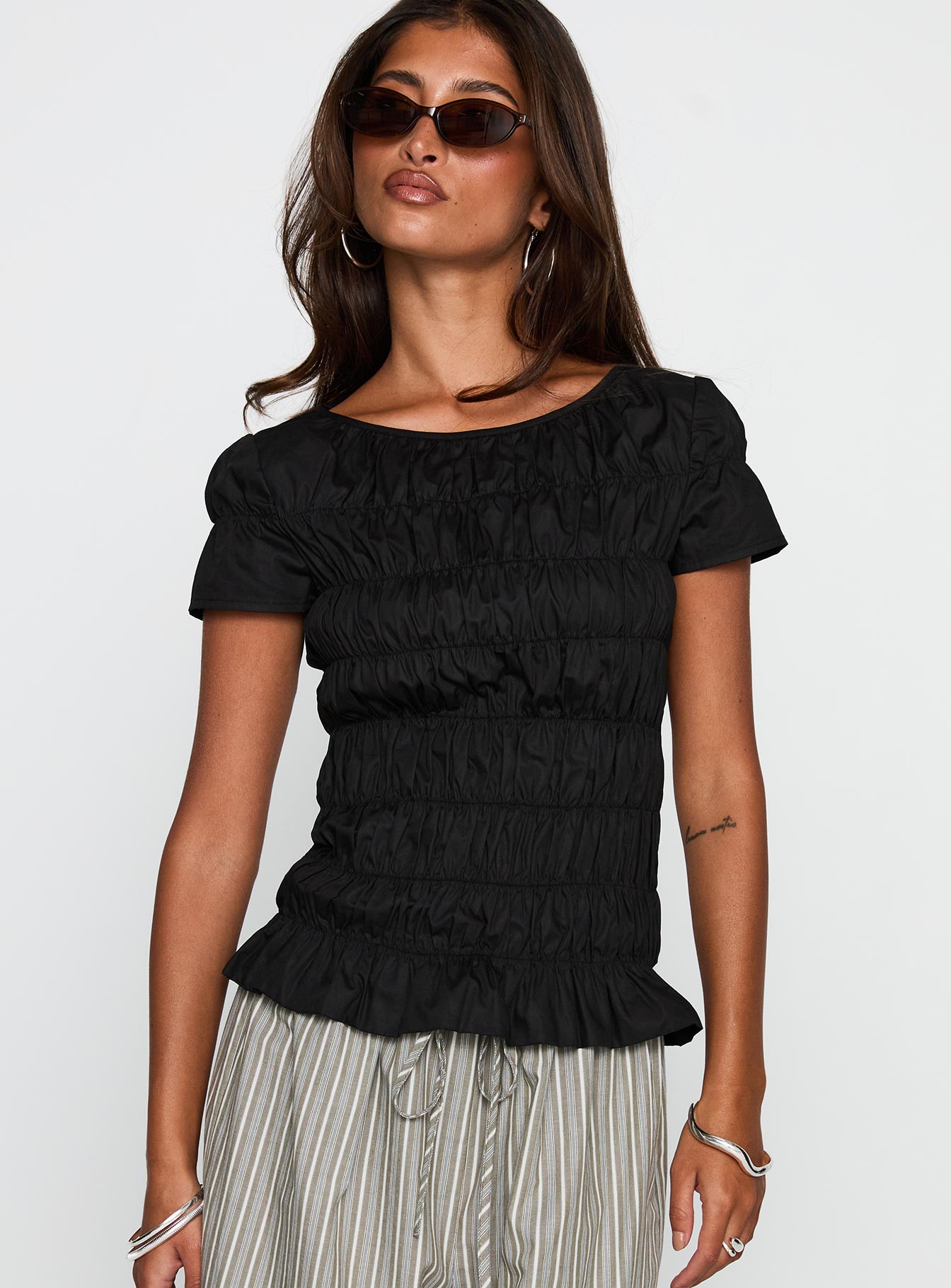 Alternative view of Spoiler Alert Ruched Top Black