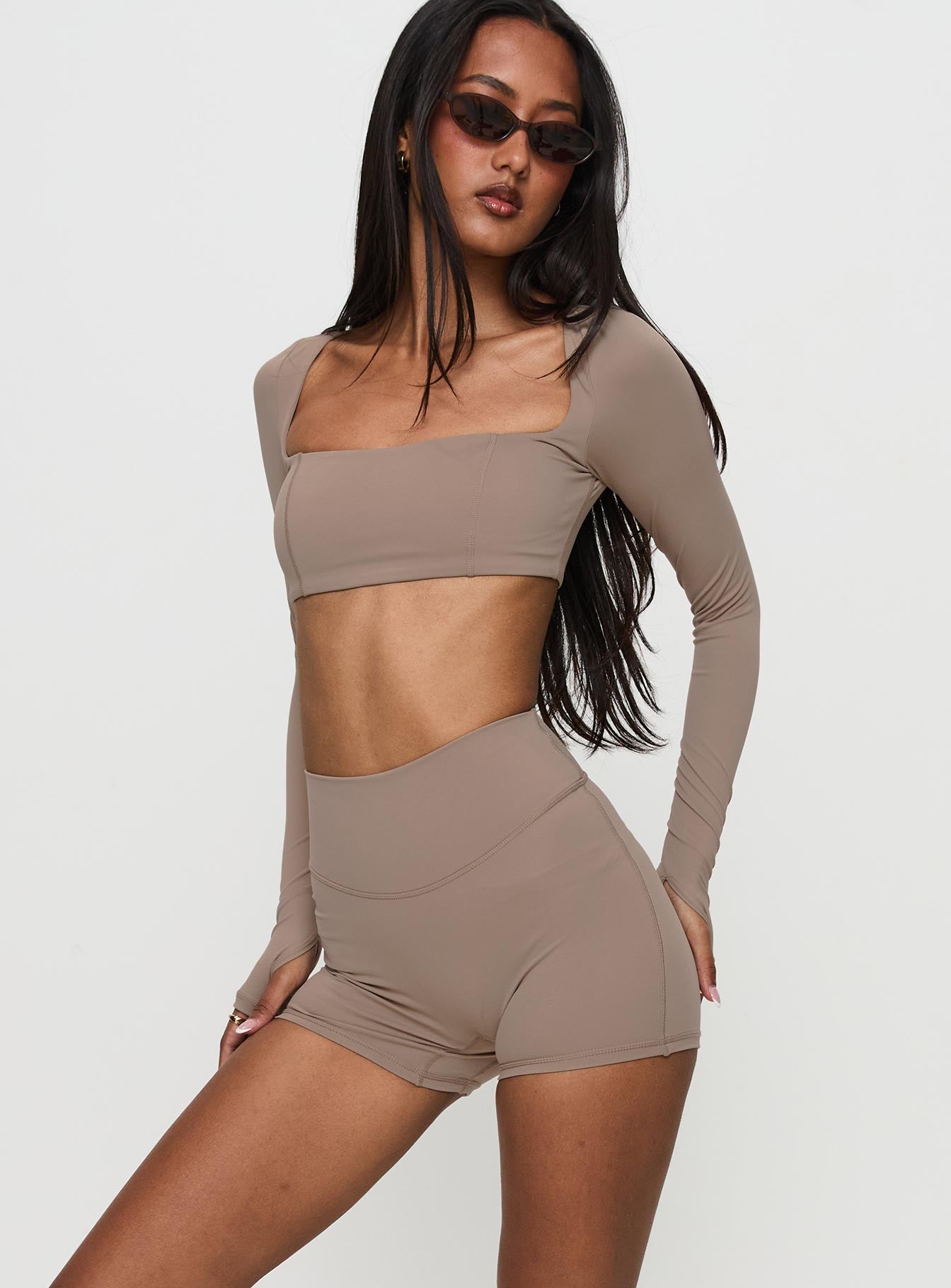 Alternative view of Touchdown Active Contour Short Taupe