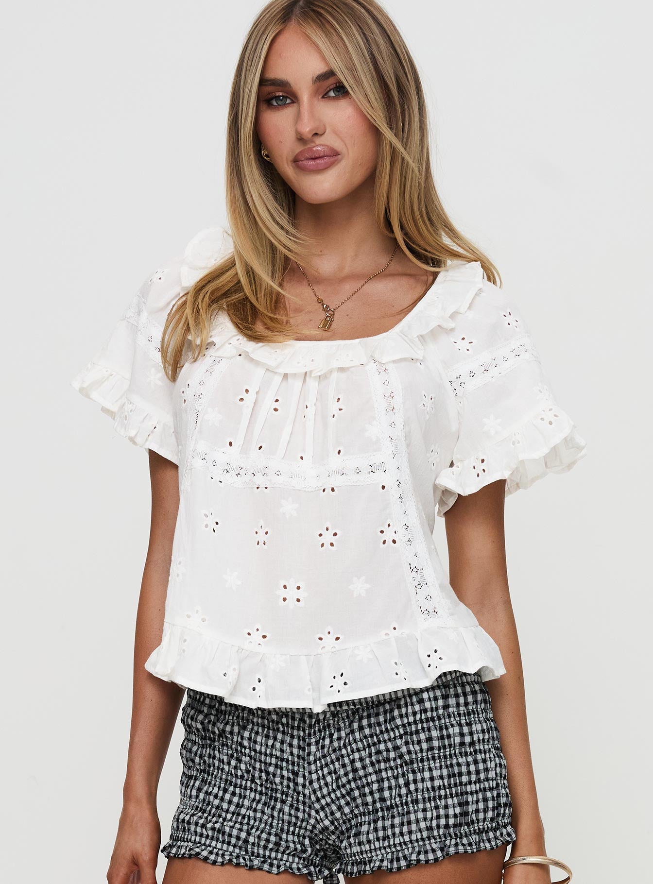 Alternative view of Teigen Broiderie Top White