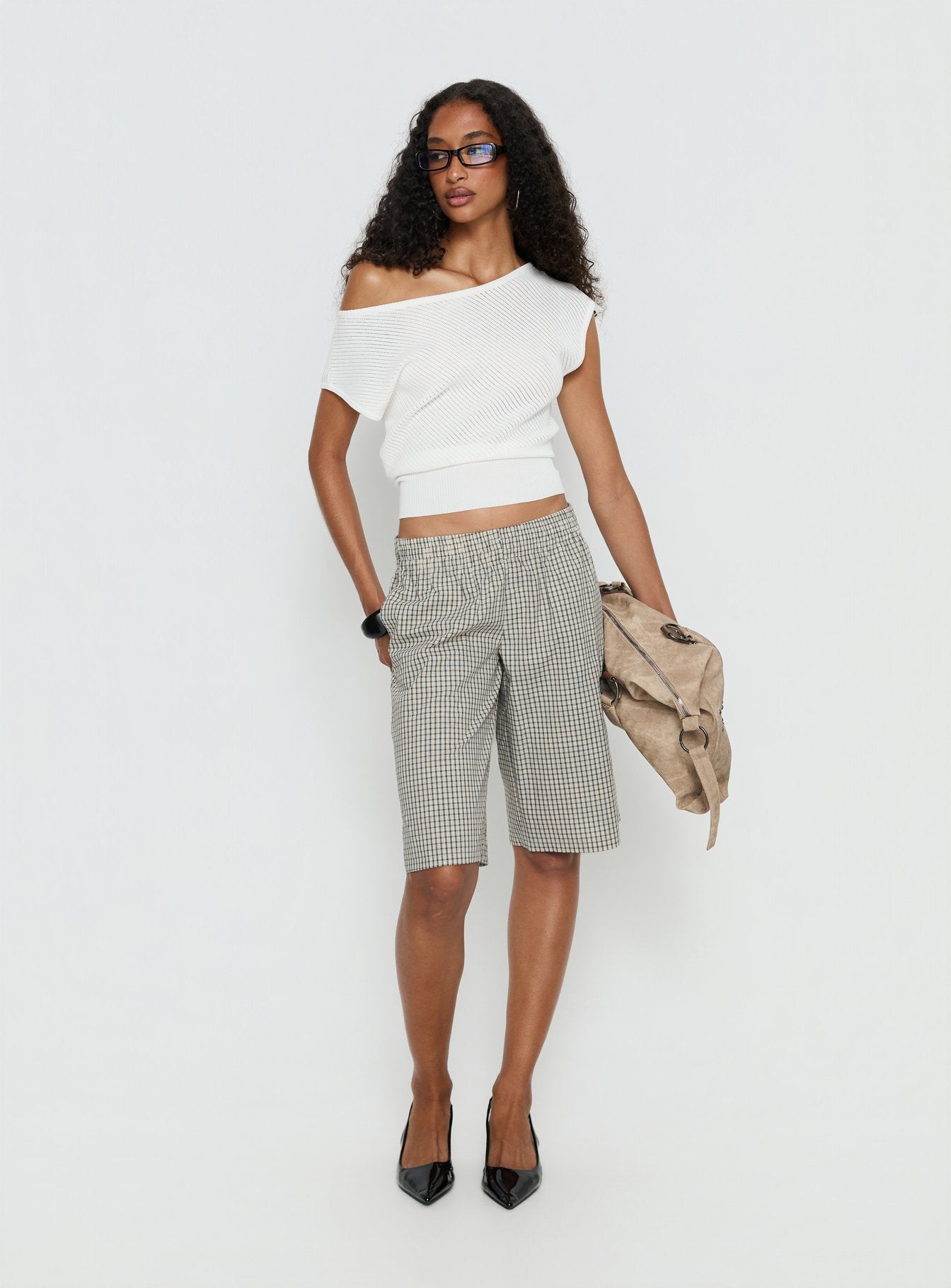 Alternative view of Sevigney Long Elasticated Shorts Cream Check