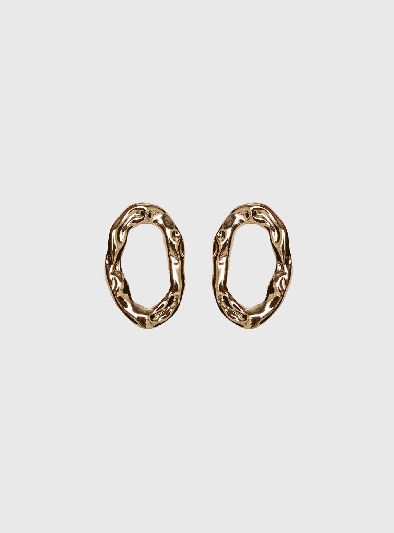 Alternative view of Rumie Oval Earrings Gold