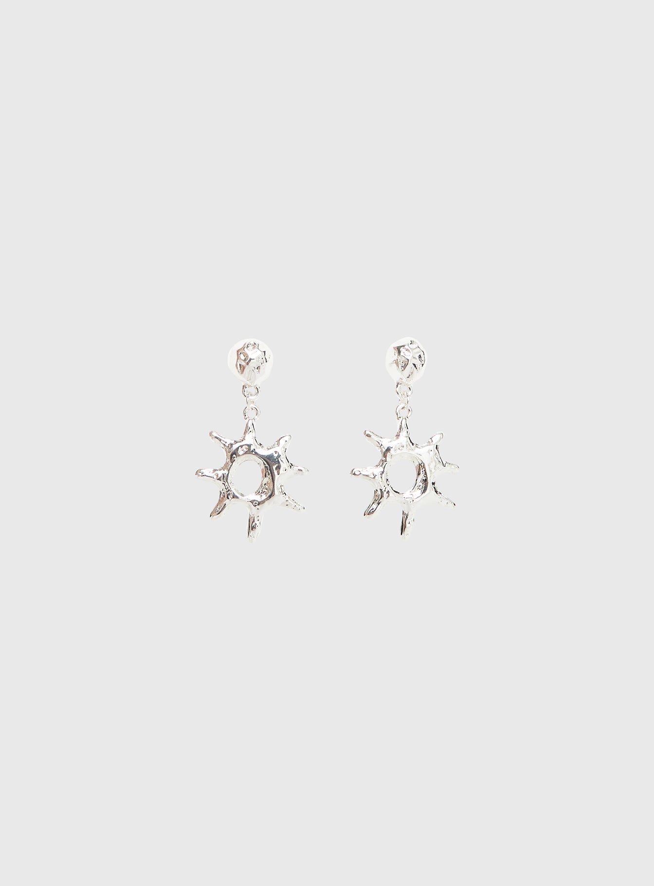Alternative view of Vaylen Earrings Silver