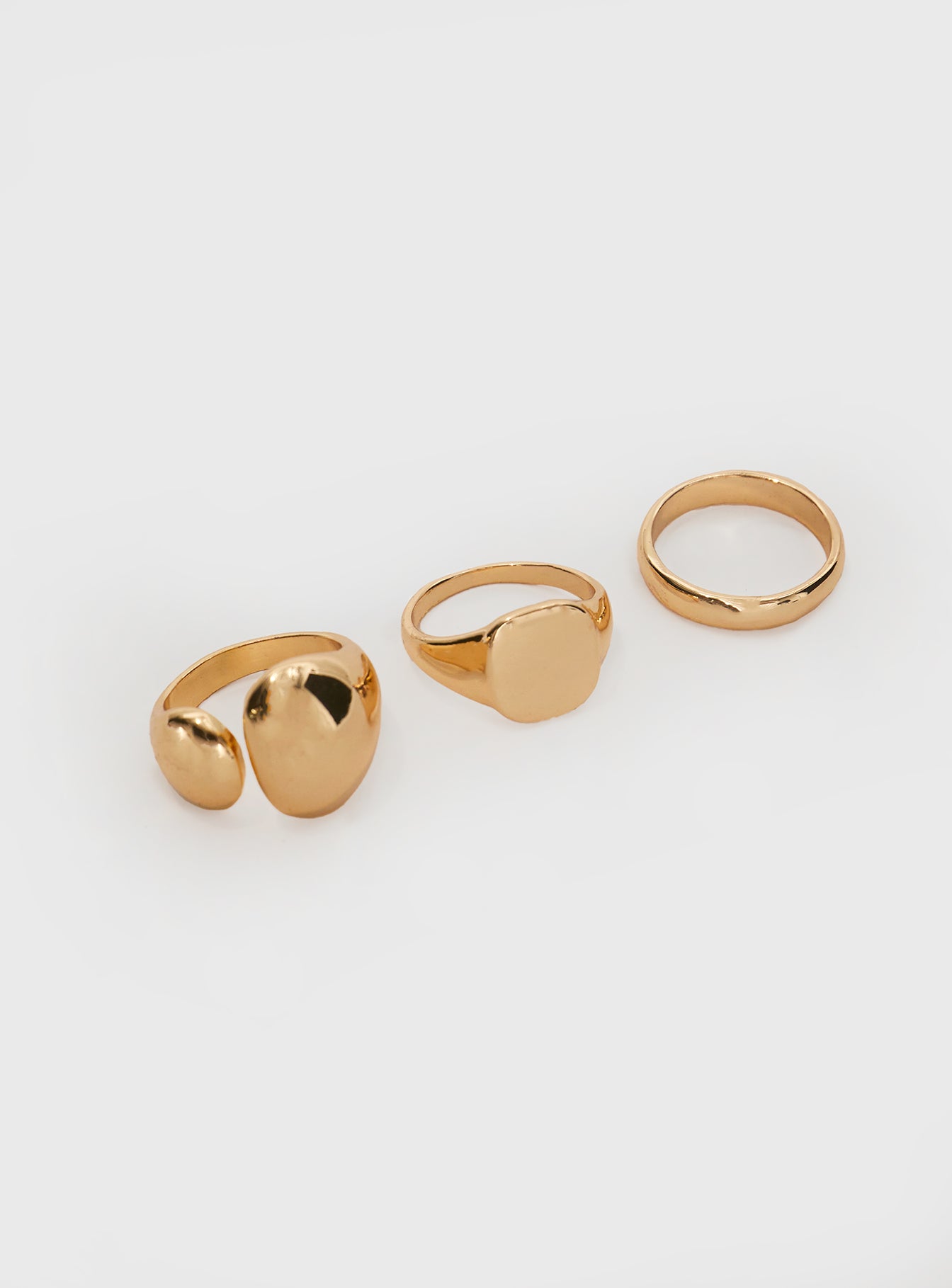 Alternative view of Santaigo Ring Pack Gold