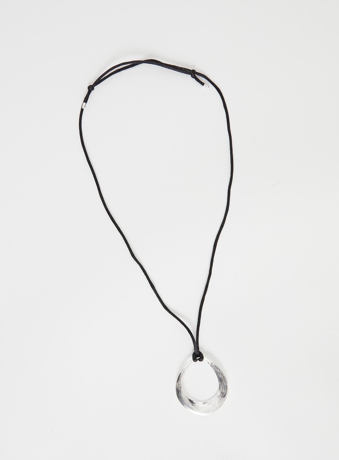 Alternative view of Zakai Necklace Silver