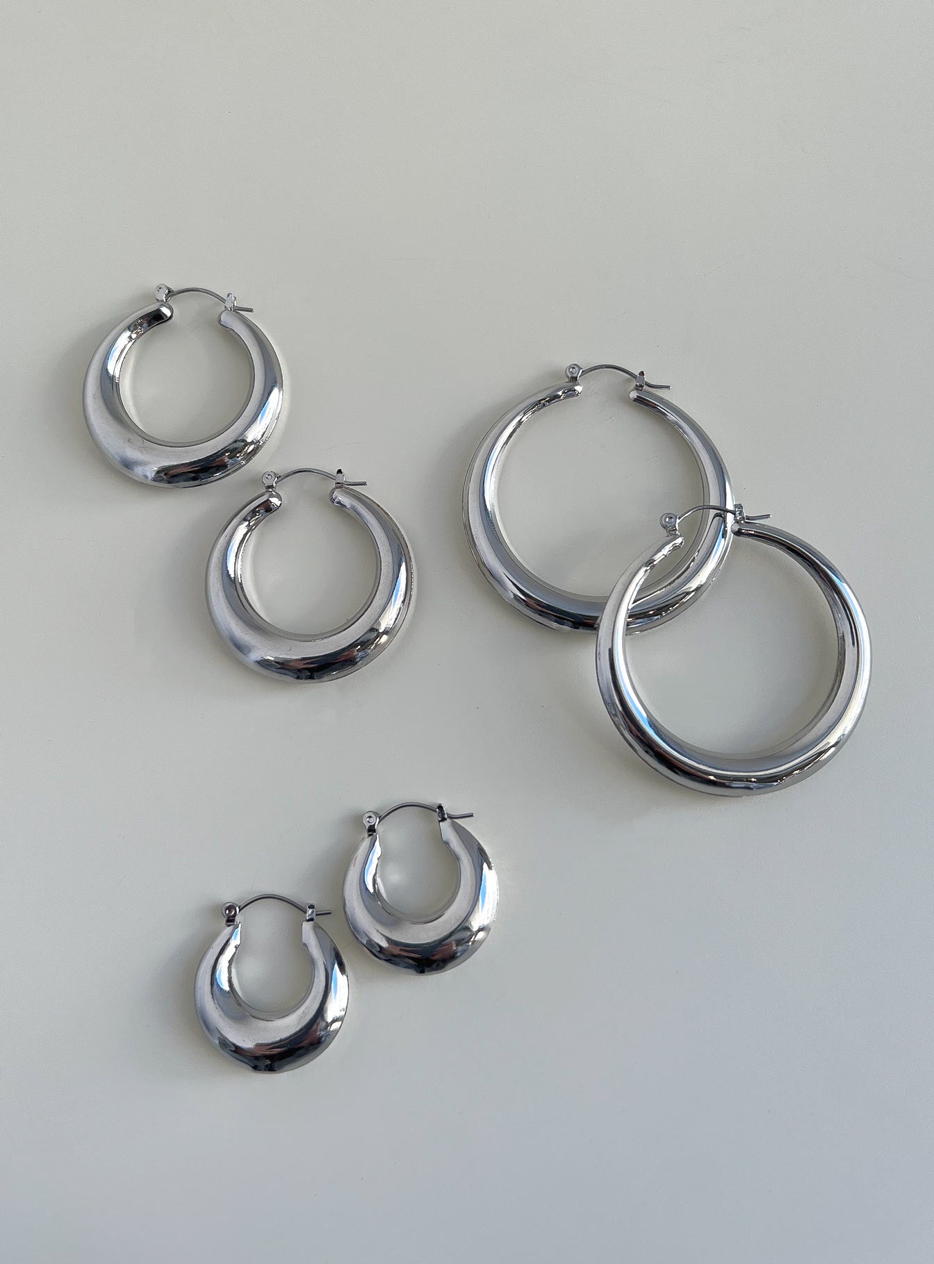 Alternative view of True Paradise Earring Set Silver