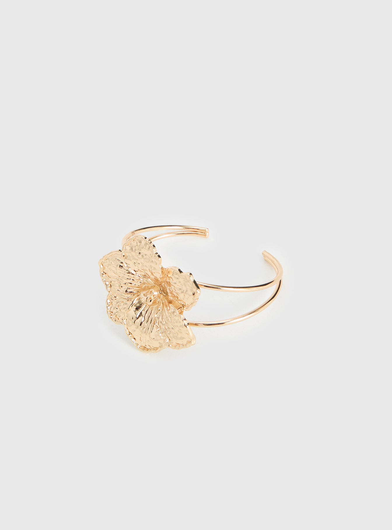 Alternative view of Set Adrift Flower Cuff Gold