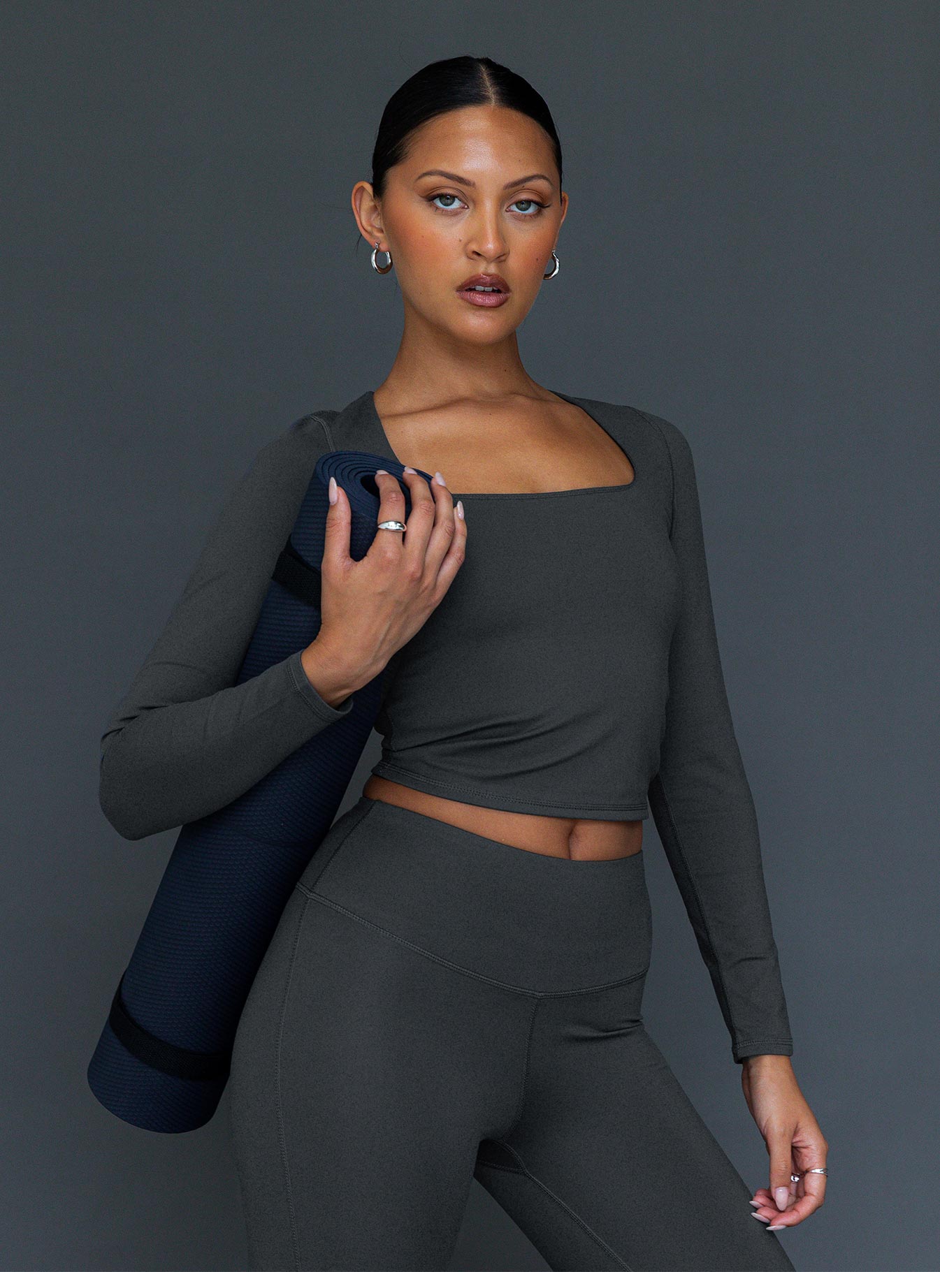 Thriving Activewear Top Grey - Image 3