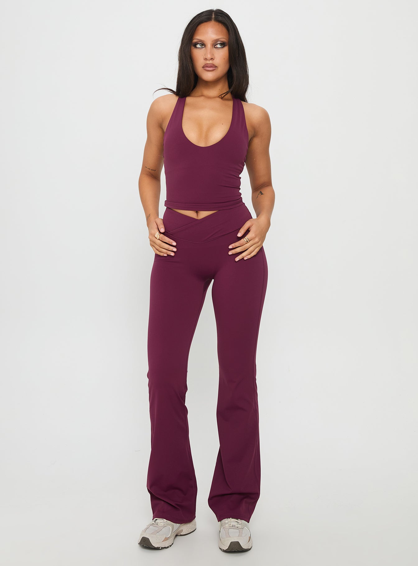 Sunday Session Active Flare Leg Pant Plum - Image 3