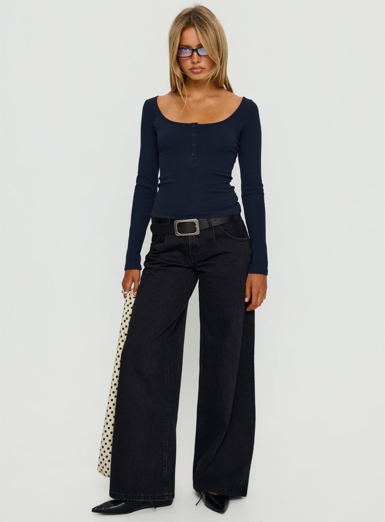 Alternative view of Supercut Low Rise Baggy Pleat Jeans Washed Black