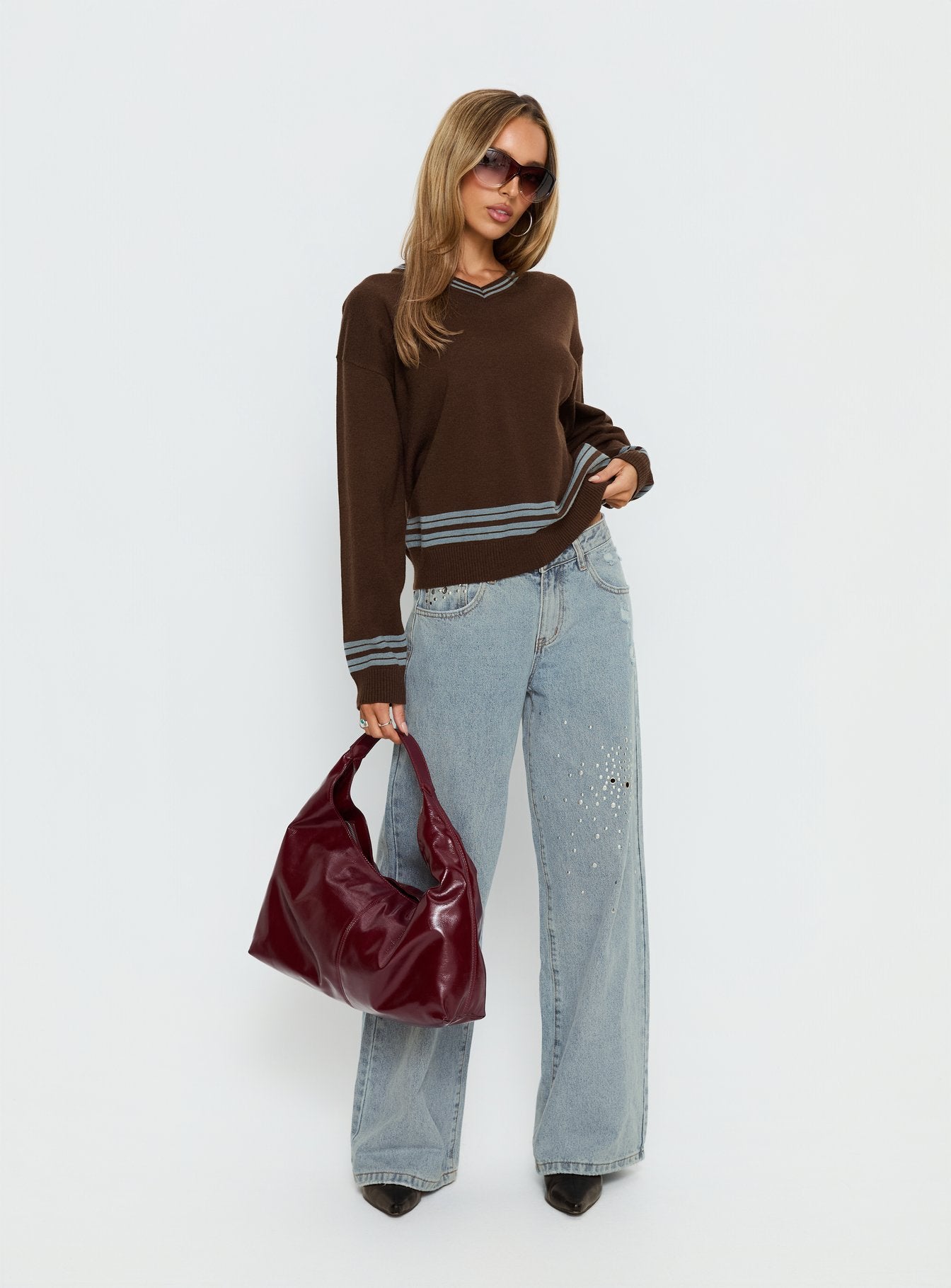 Alternative view of Yarnia V Neck Jumper Brown / Blue