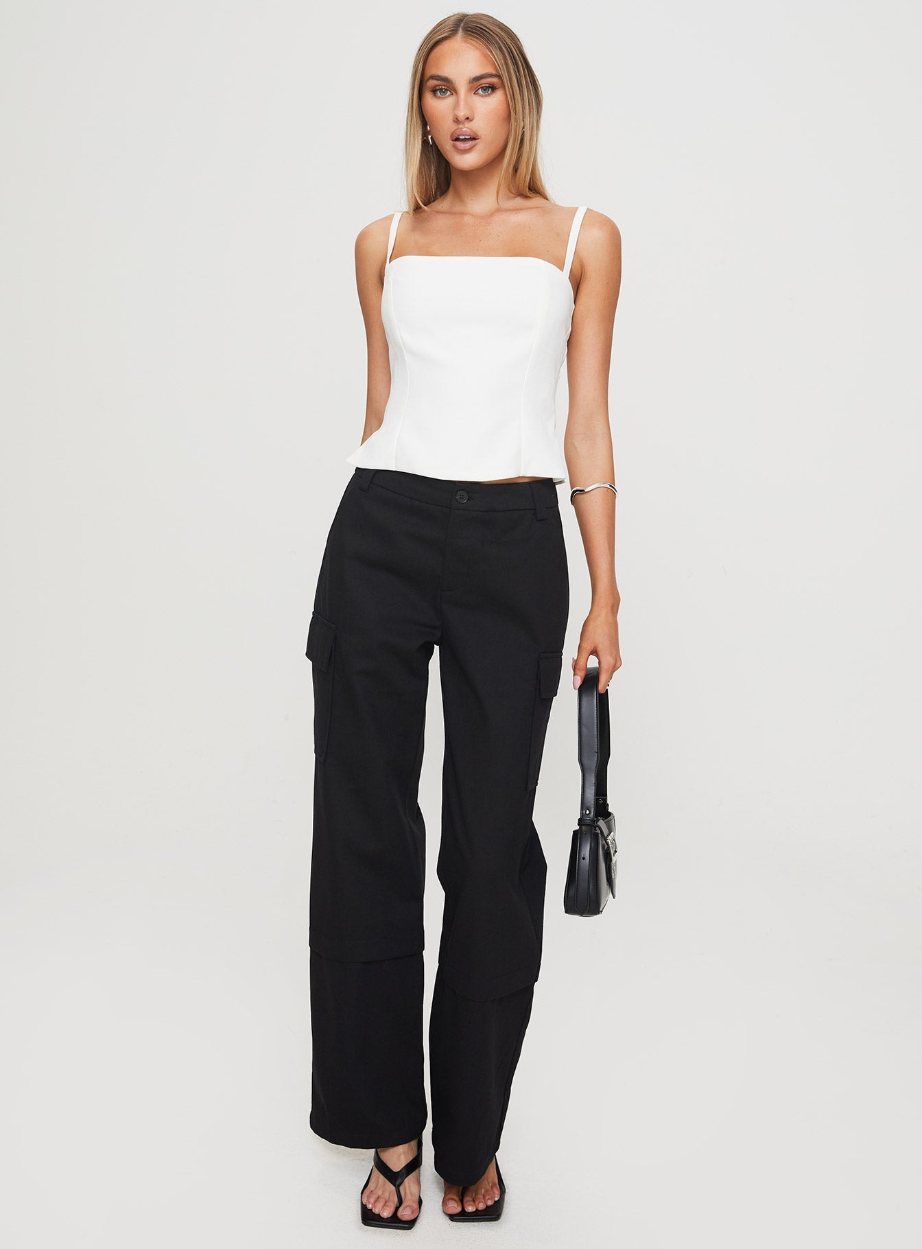 Alternative view of Raider Low Waist Cargo Pant Black
