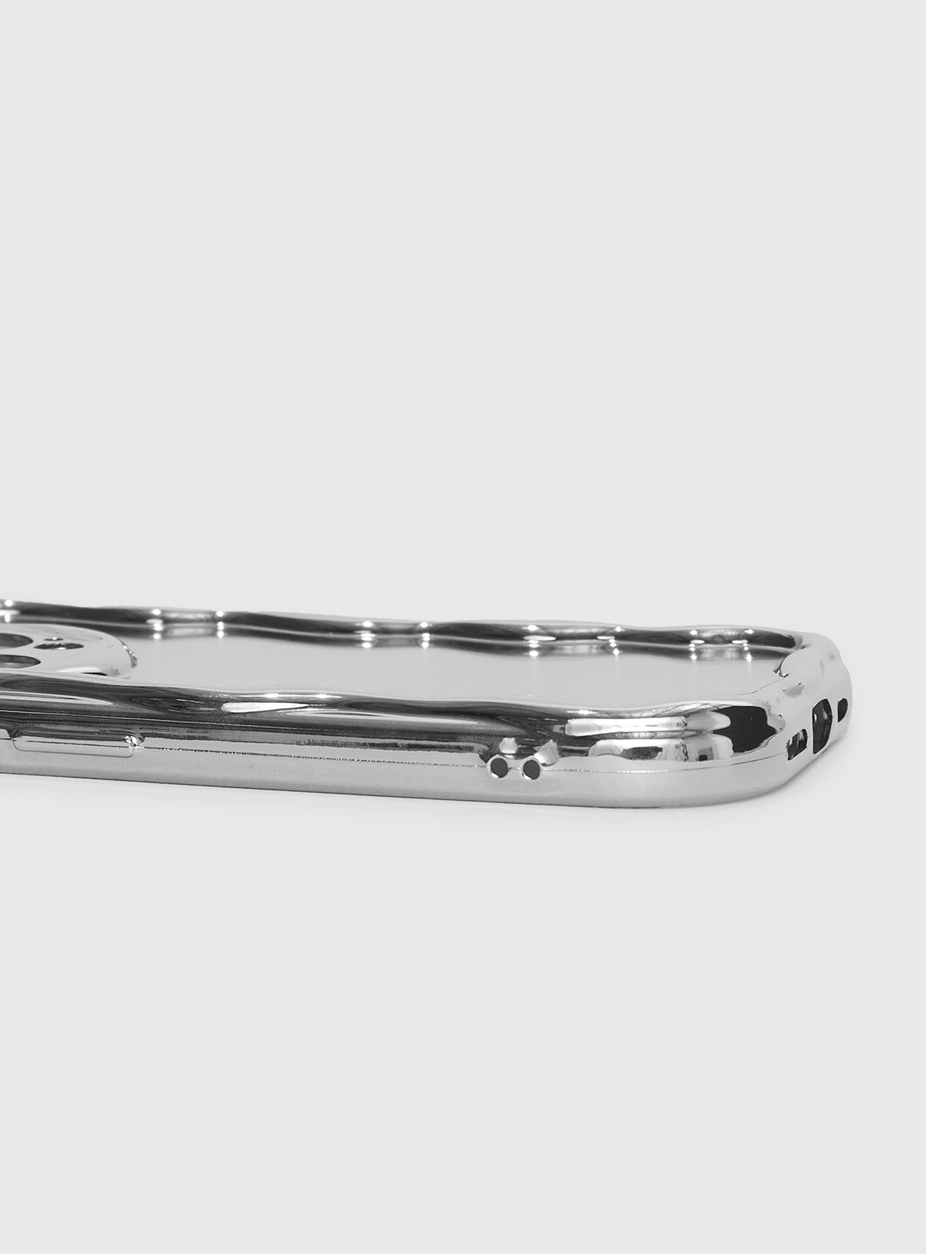 Alternative view of Run The World Iphone Case Silver