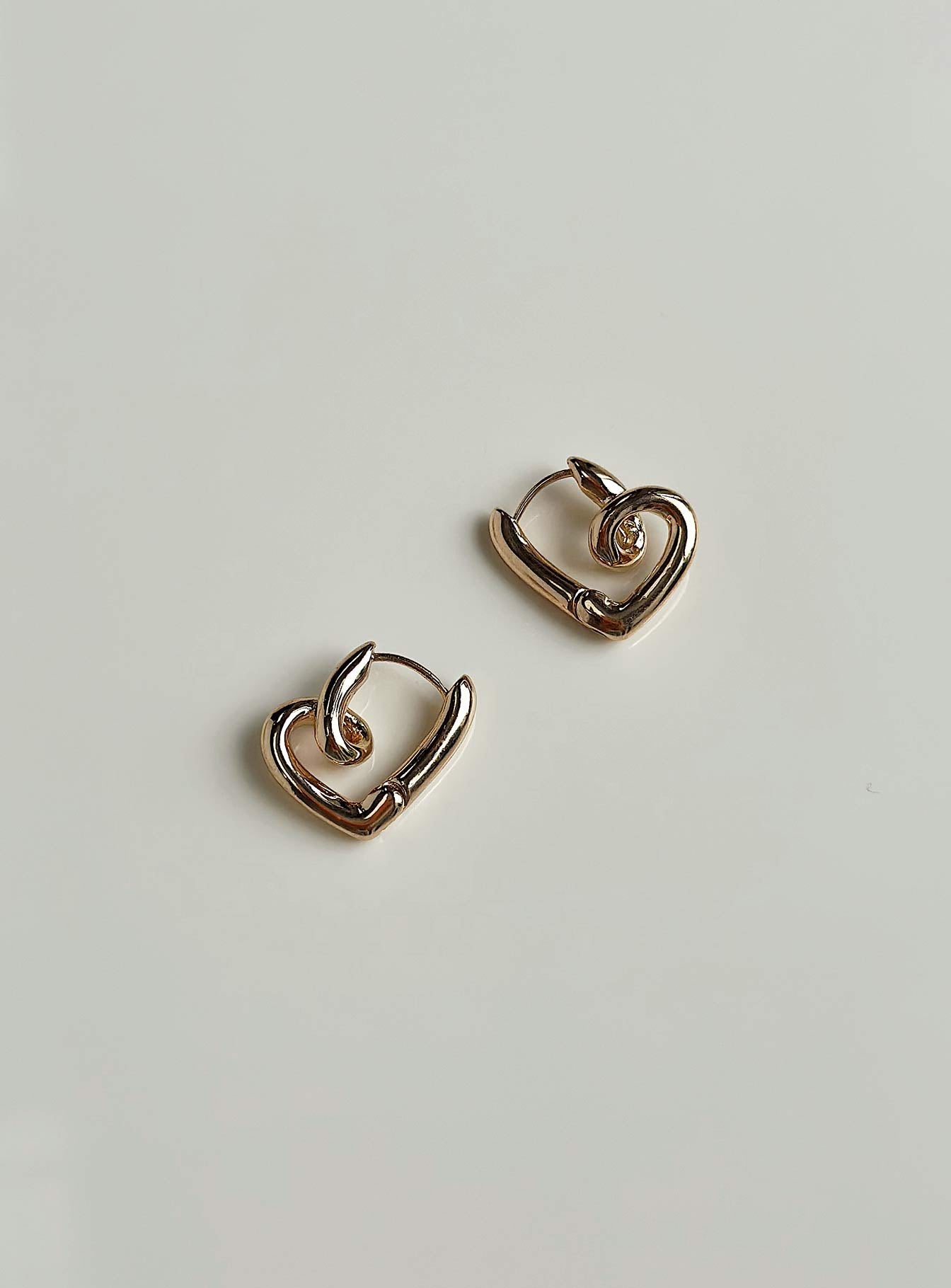 Alternative view of Samanta Earrings Gold