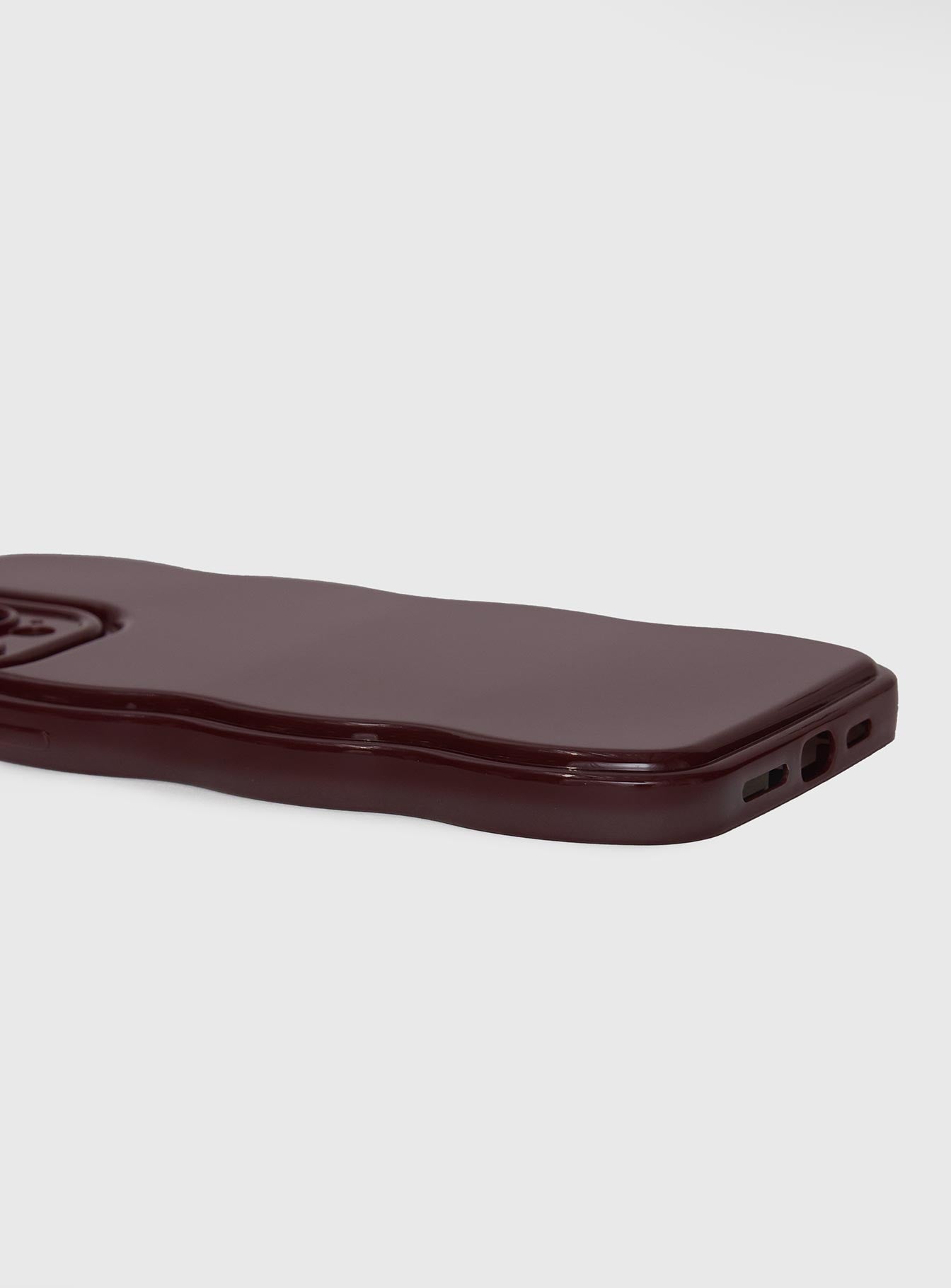 Alternative view of Ravenna Iphone Case Burgundy