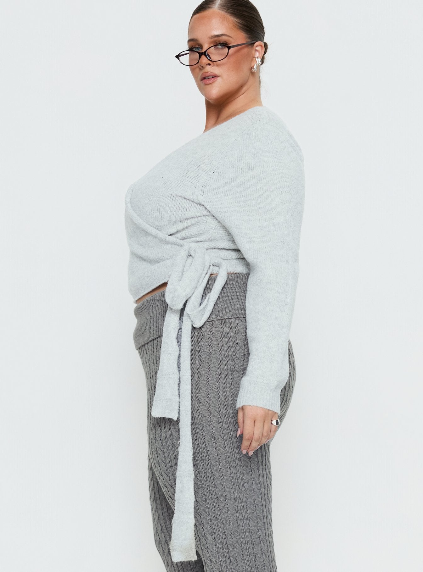 Tonee Wrap Knit Cardigan Grey Curve - Image 4