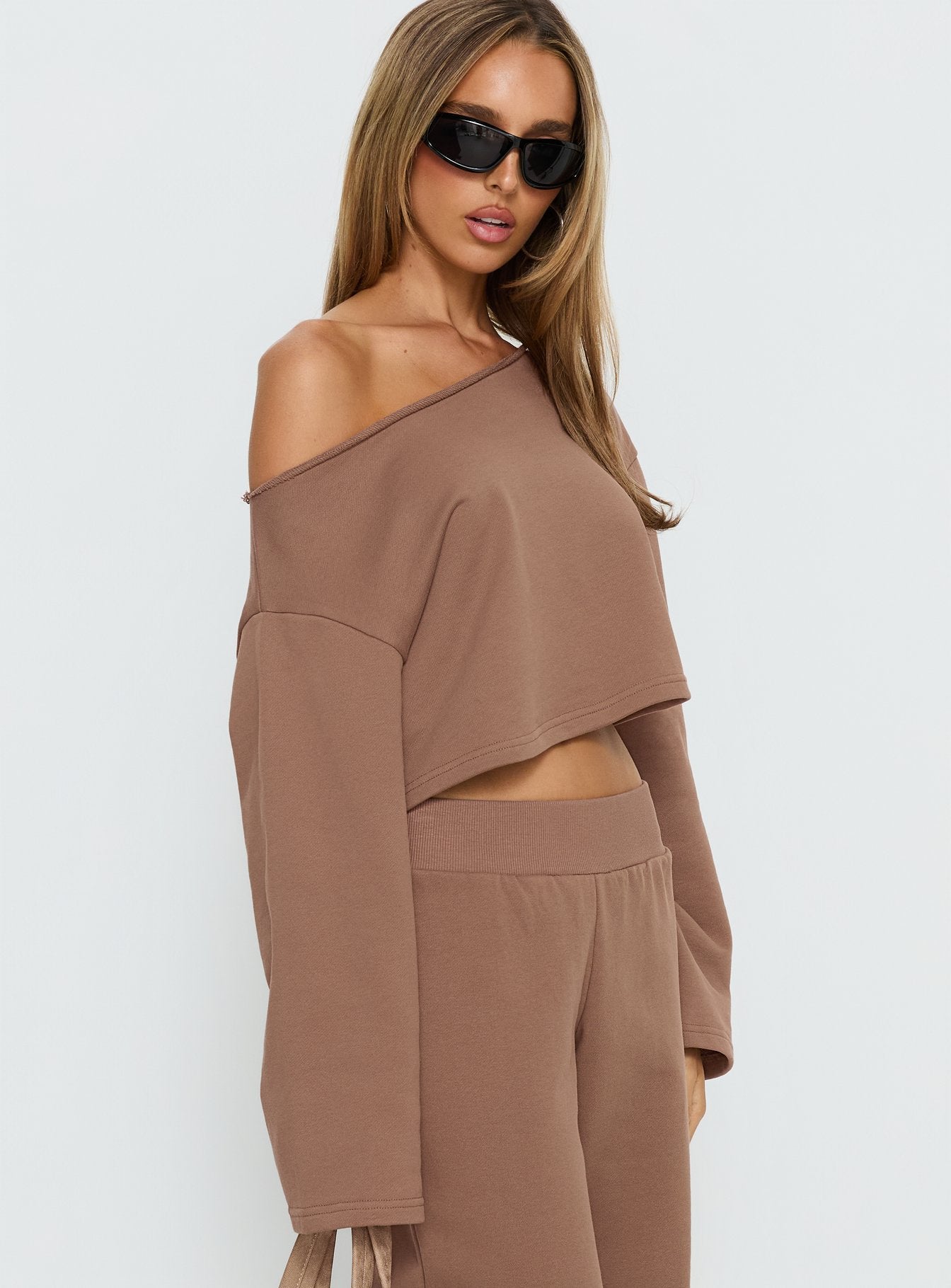 Retreat Raw Edge Off Shoulder Jumper Cocoa - Image 4