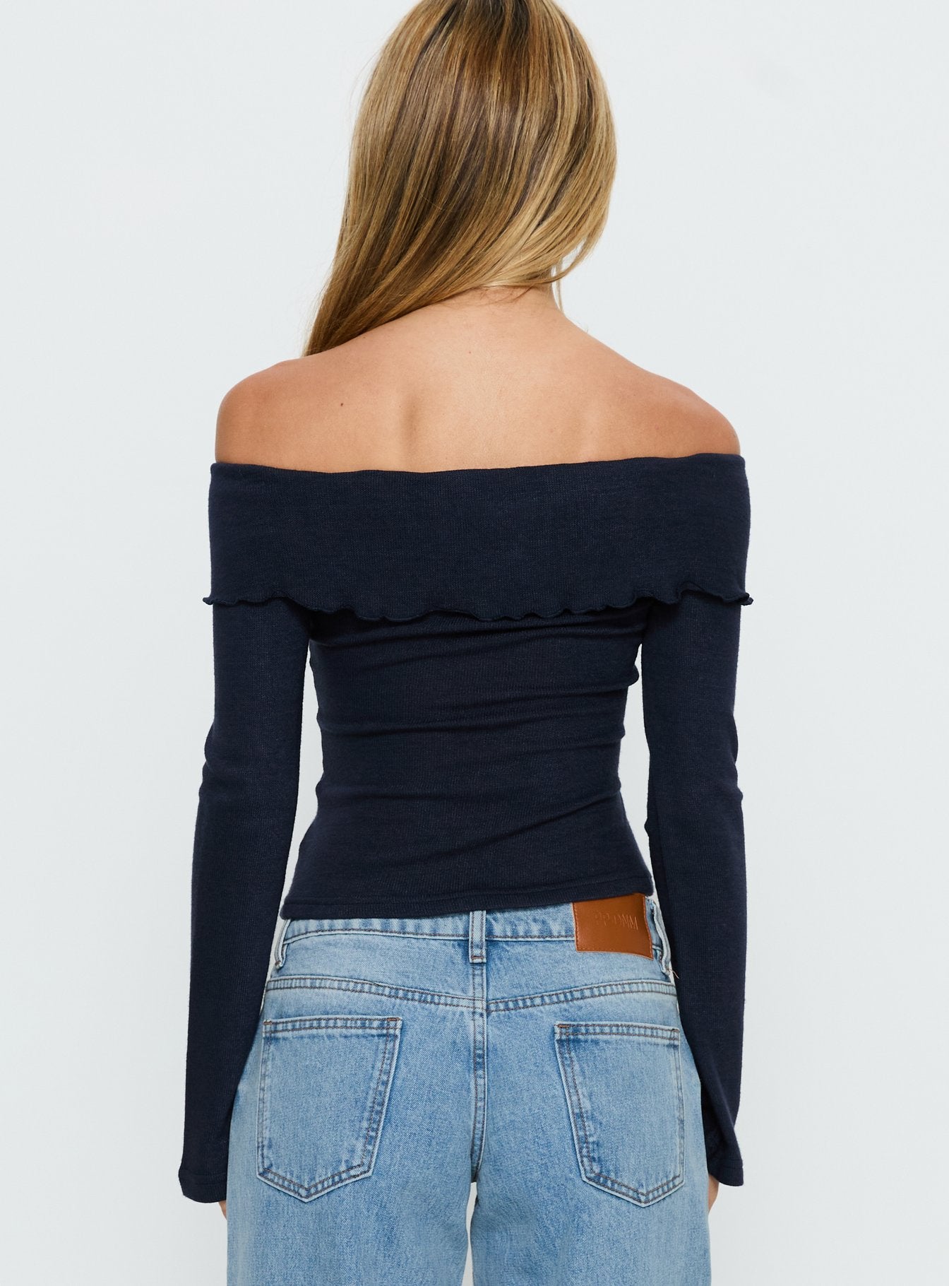 Sevanna Off Shoulder Long Sleeve Top Navy - Image 4