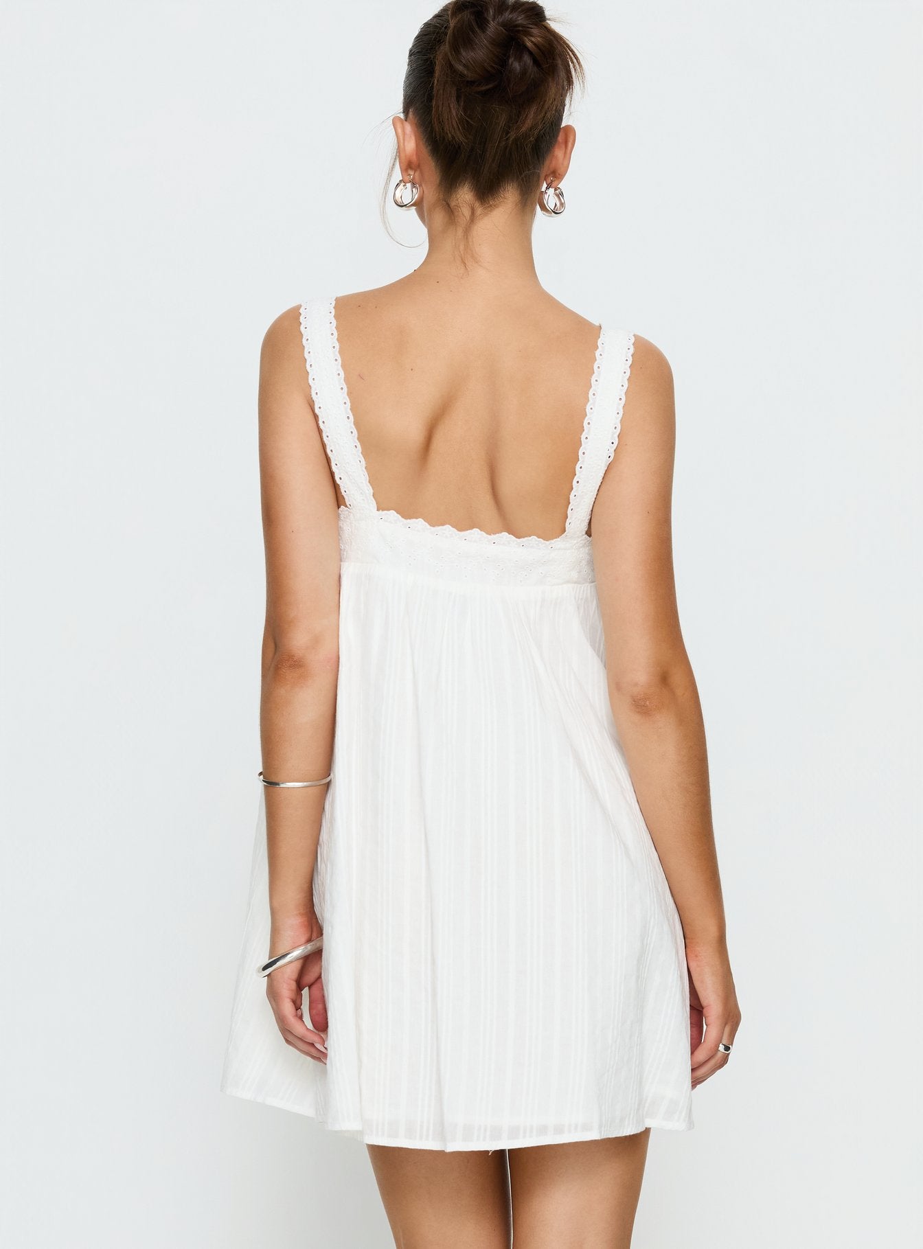 Reason To Stay Lace Trim Floaty Mini Dress White - Image 5