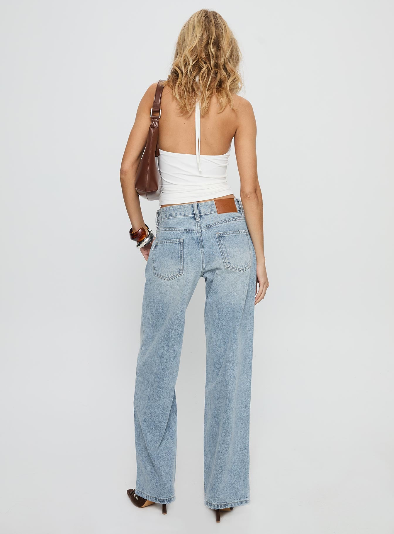 Serenitia Mid Rise Straight Leg Jeans Light Wash Tall - Image 5