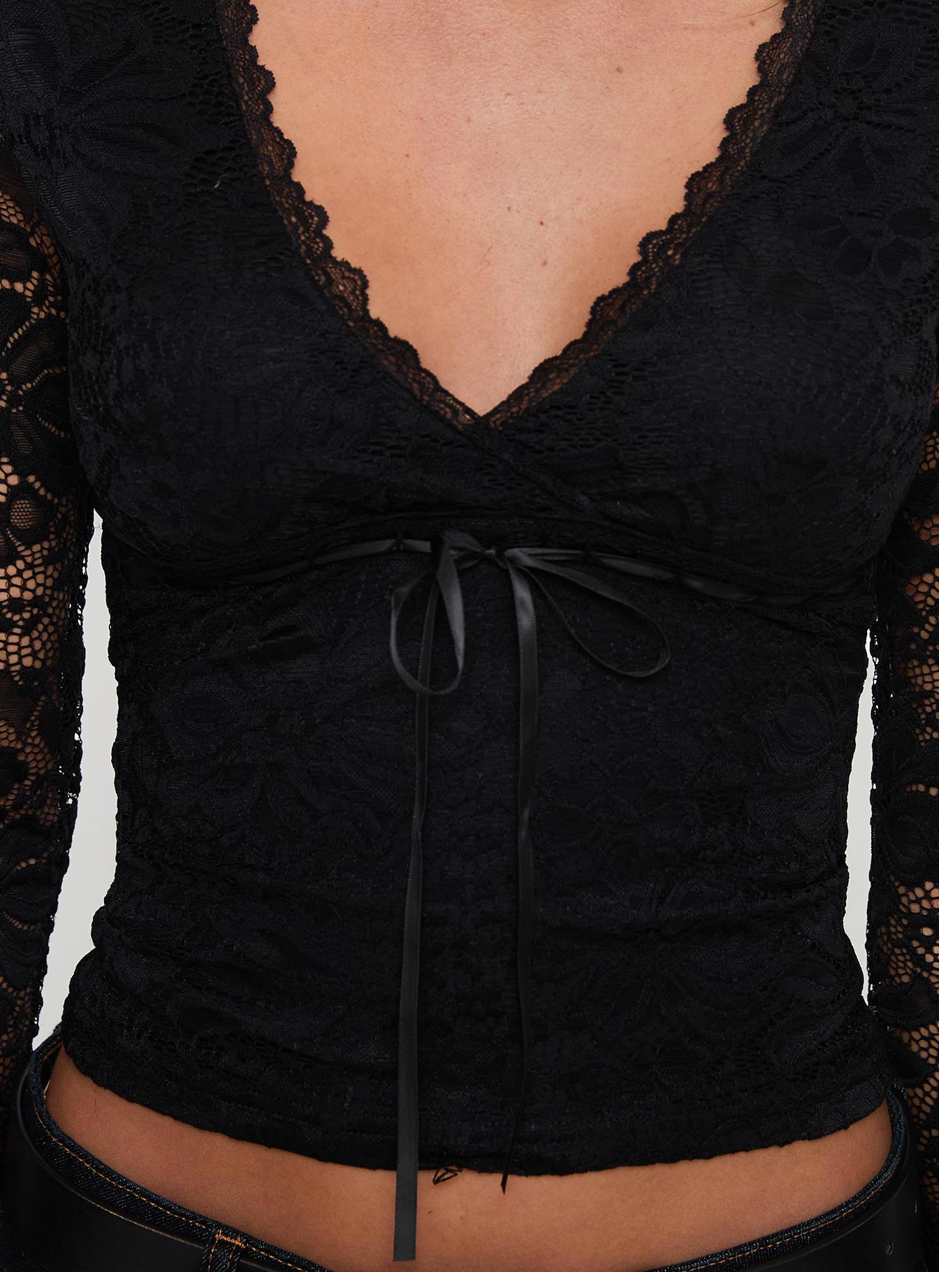 Temptation Incoming Long Sleeve Lace Top Black - Image 5