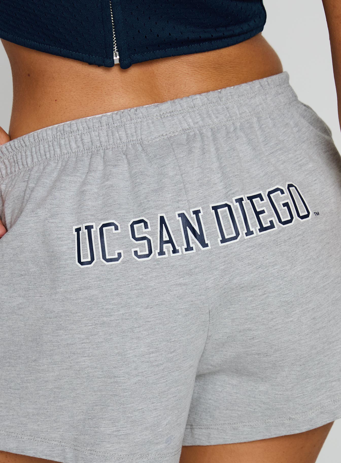 Uc San Diego Soffee Short Heather Grey - Image 7