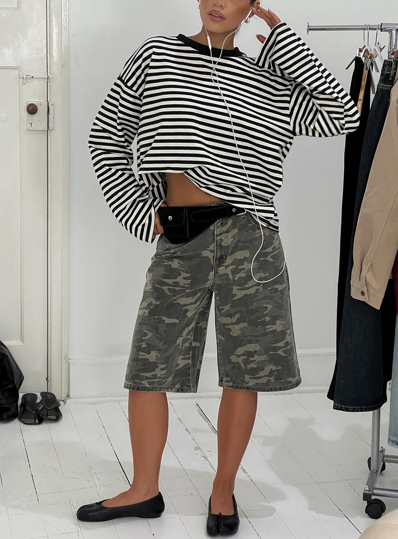 Tag Longline Denim Jorts Washed Camo - Image 9