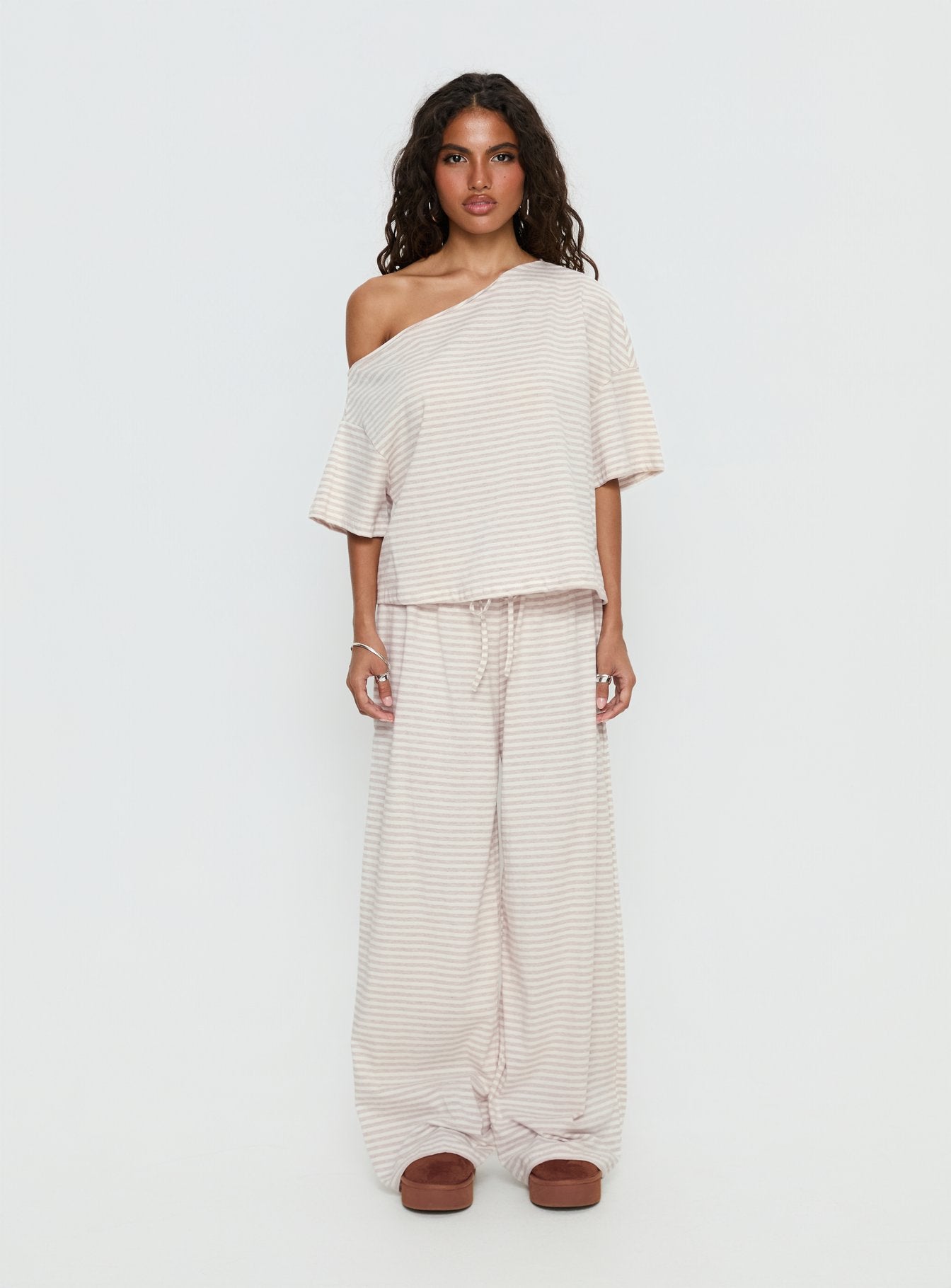Tobie Off Shoulder Sleep Set Beige Stripe - Image 9