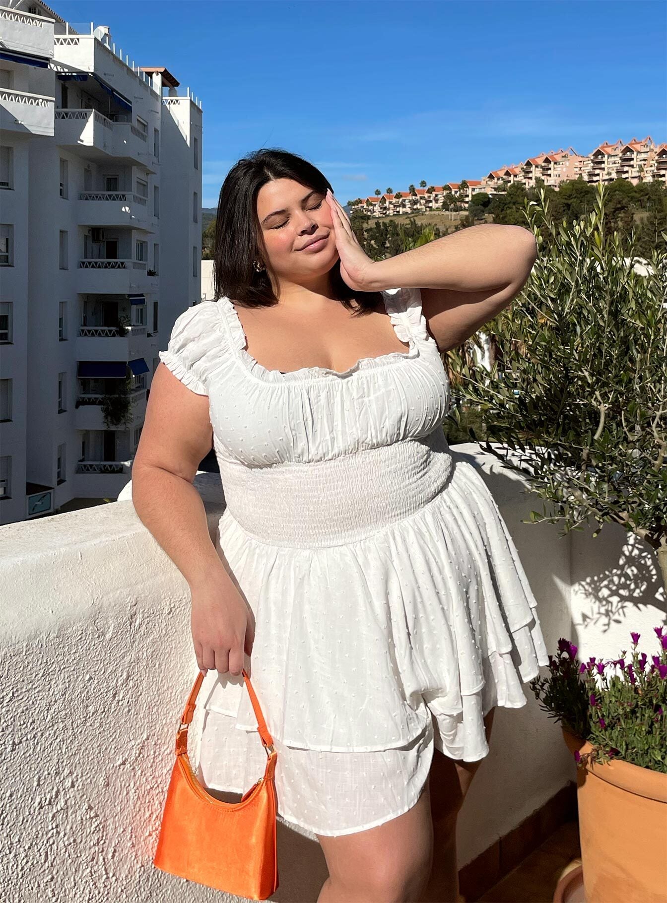 Alternative view of The Love Galore Romper White Curve