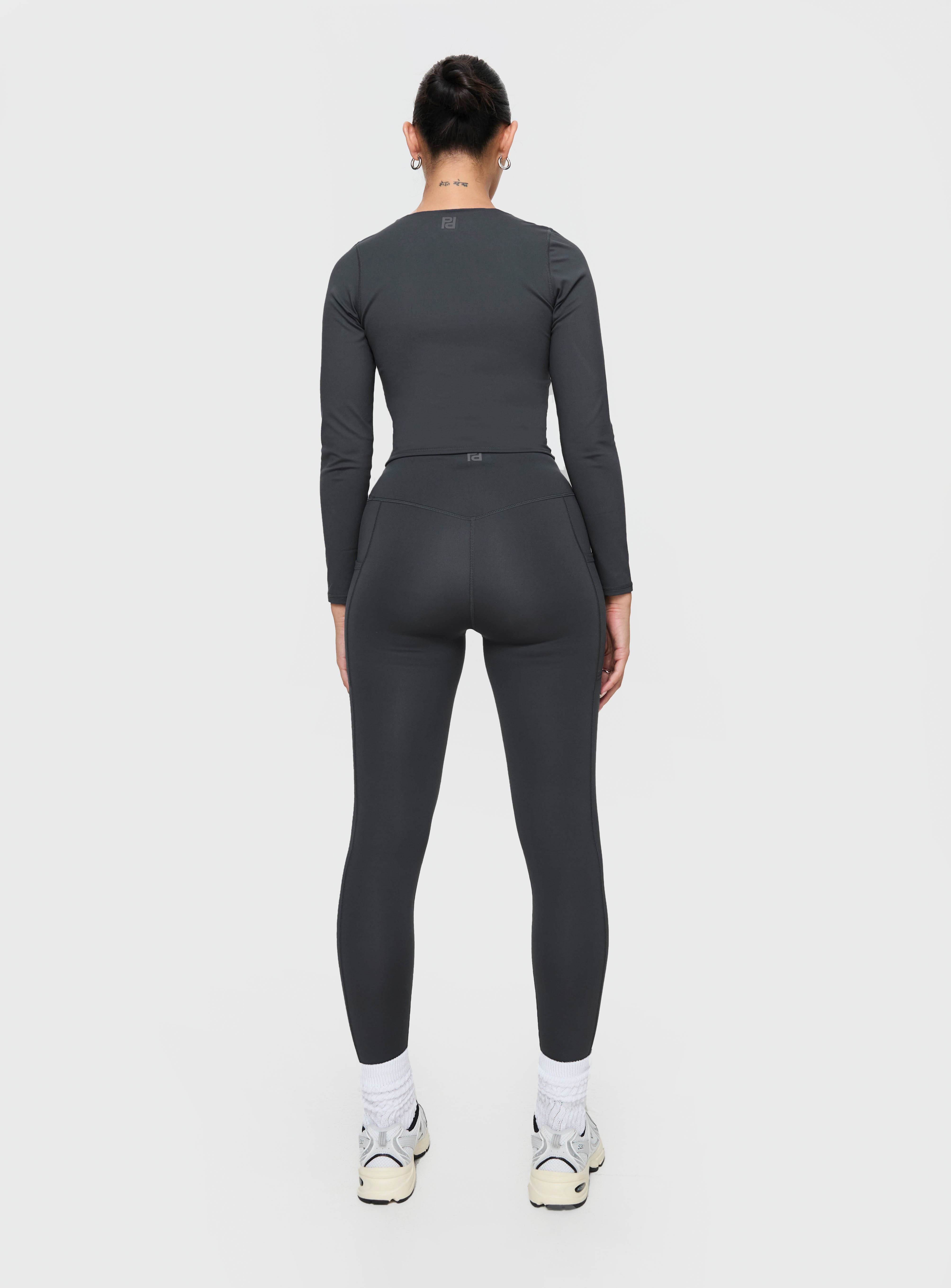 Thriving Activewear Top Grey - Image 12