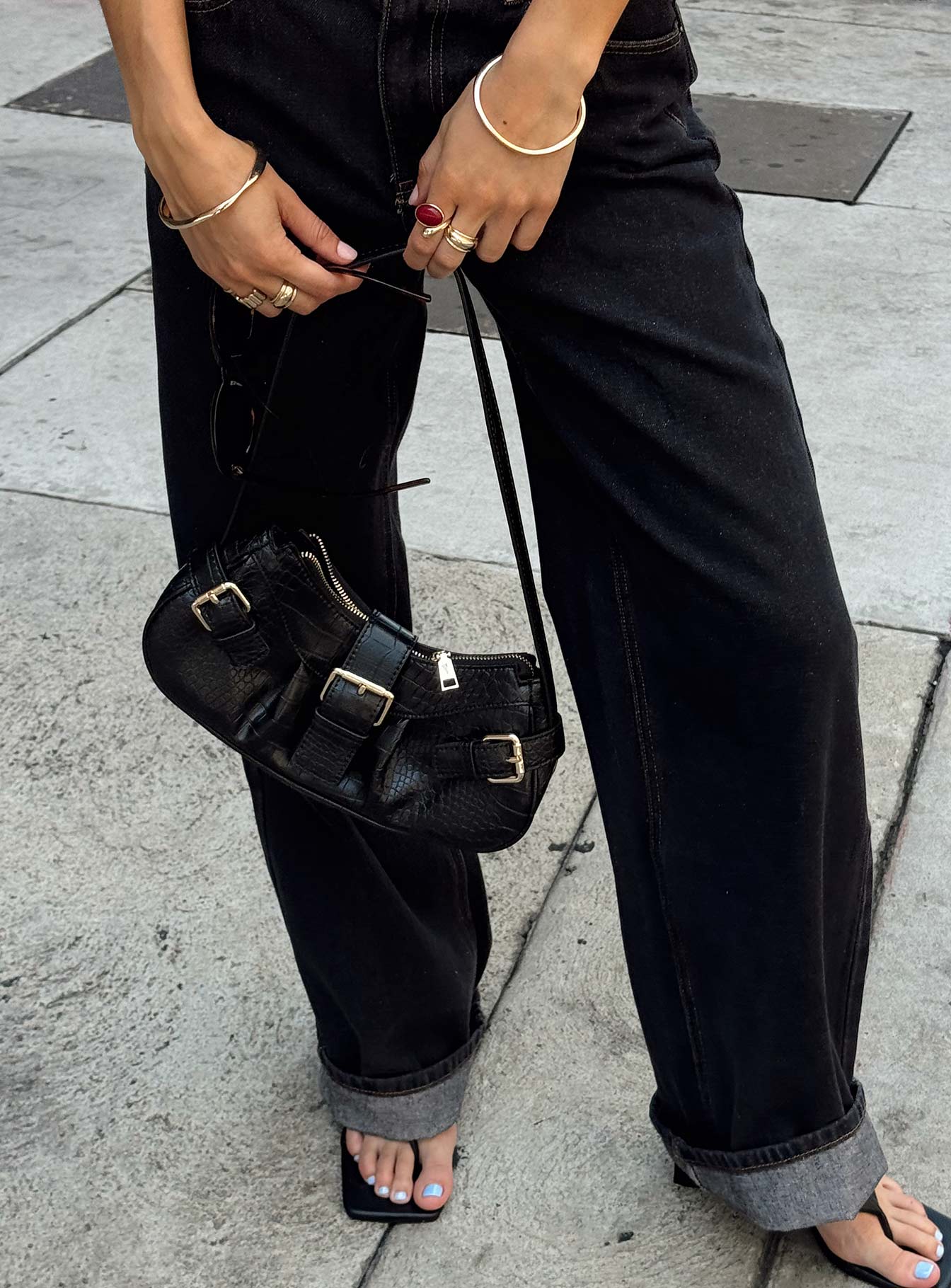 Westaway Shoulder Bag Black - Image 6