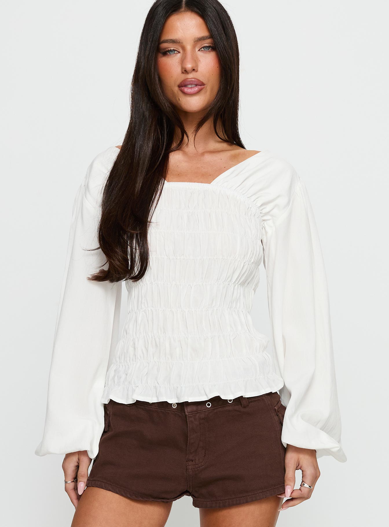 Alternative view of Lynnea Long Sleeve Shirred Top White