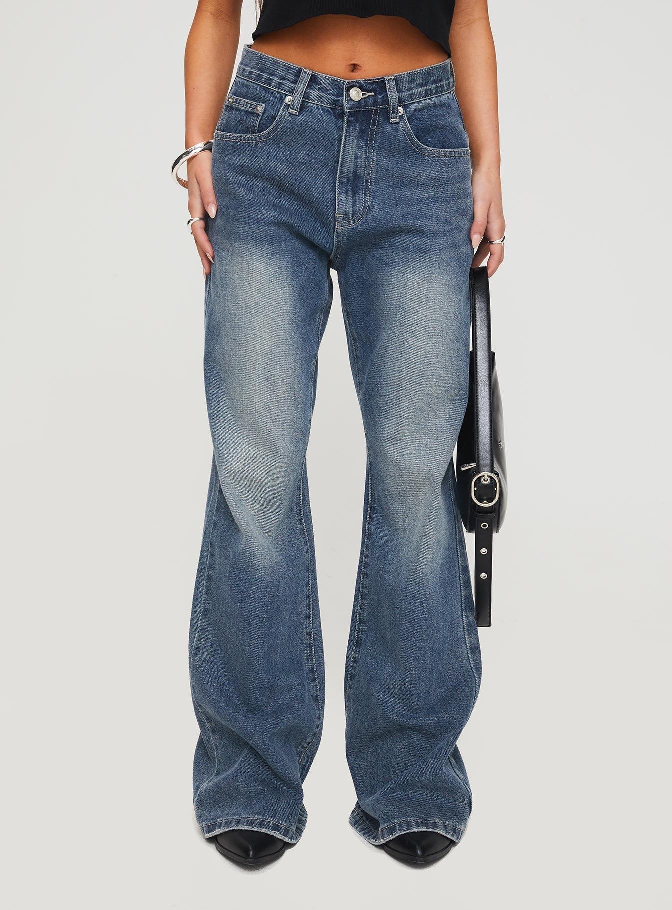 Alternative view of Hanlen Mid Rise Wide Leg Jean Blue