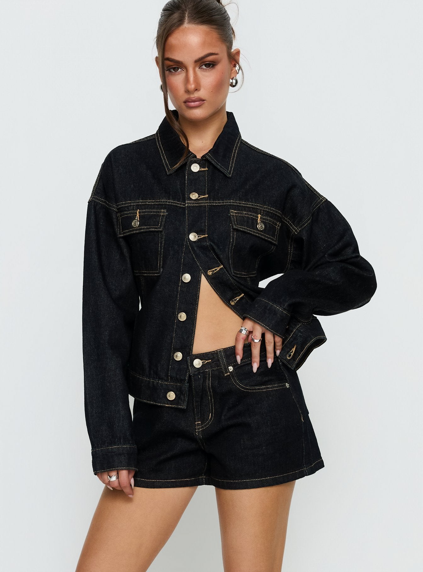 Alternative view of Mackenza Mid Rise Denim Shorts Raw Denim