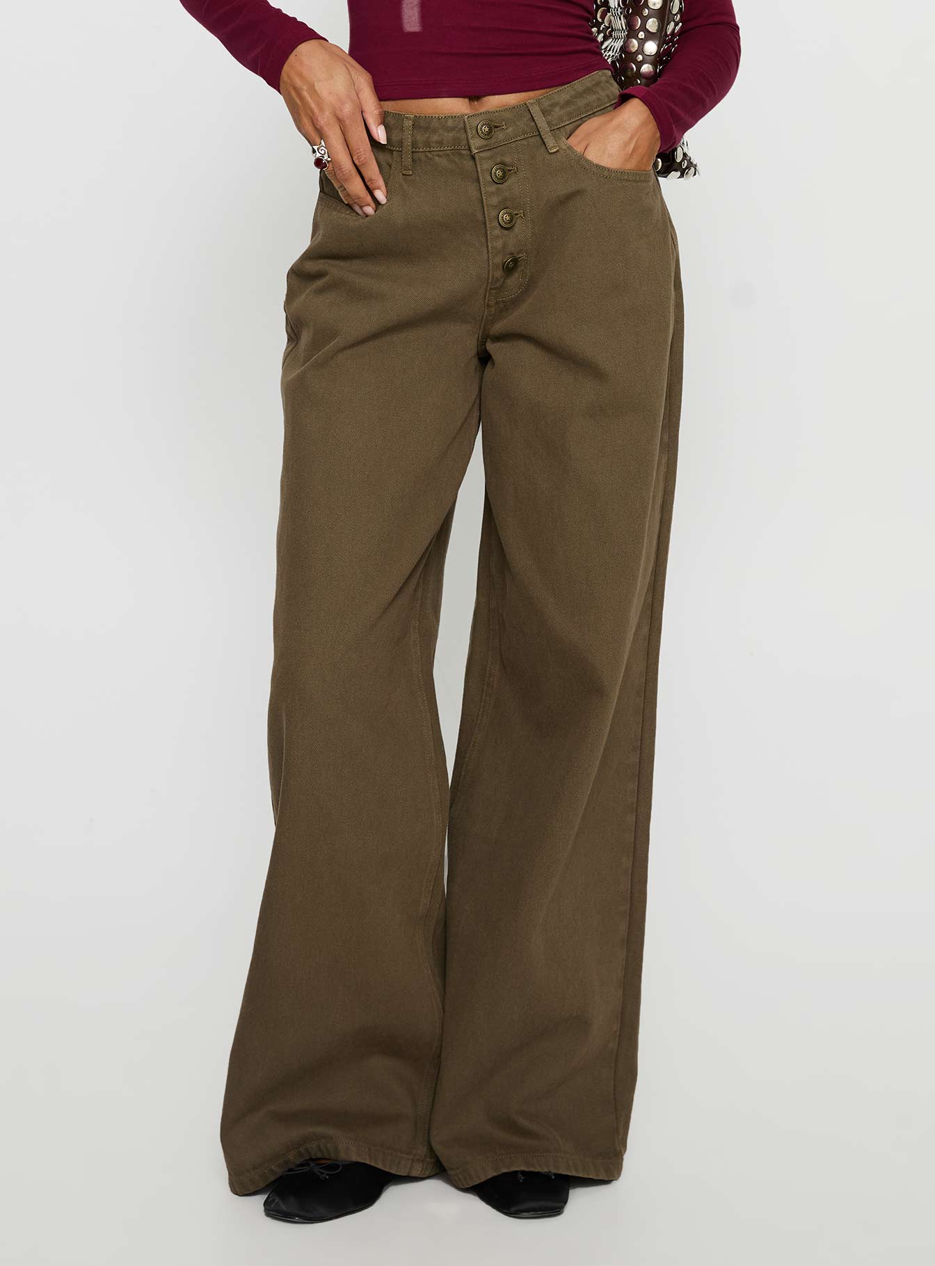 Alternative view of Naylor Mid Rise Wide Leg Jeans Olive