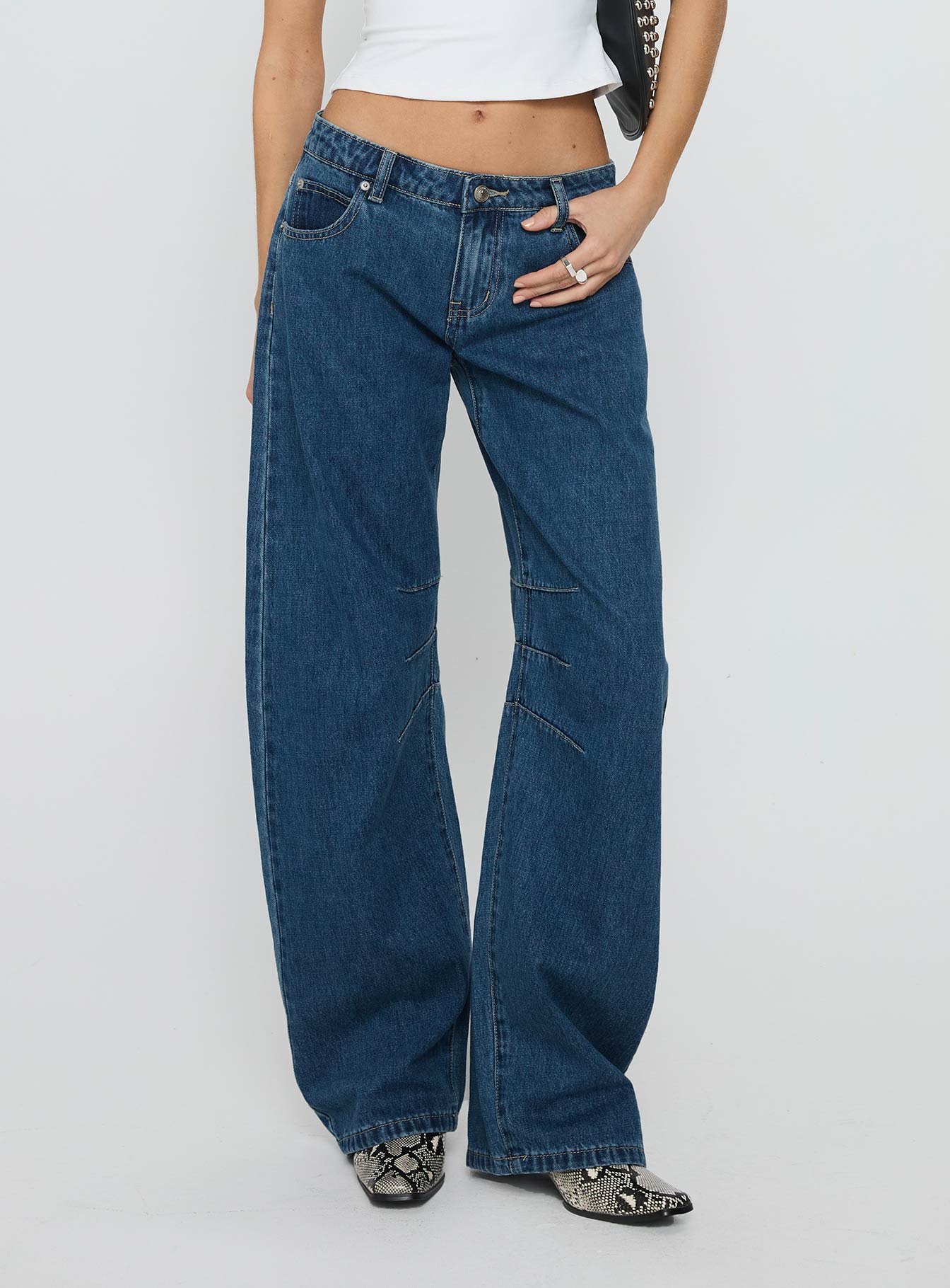 Alternative view of Tippie Low Rise Barrel Leg Jeans Mid Wash