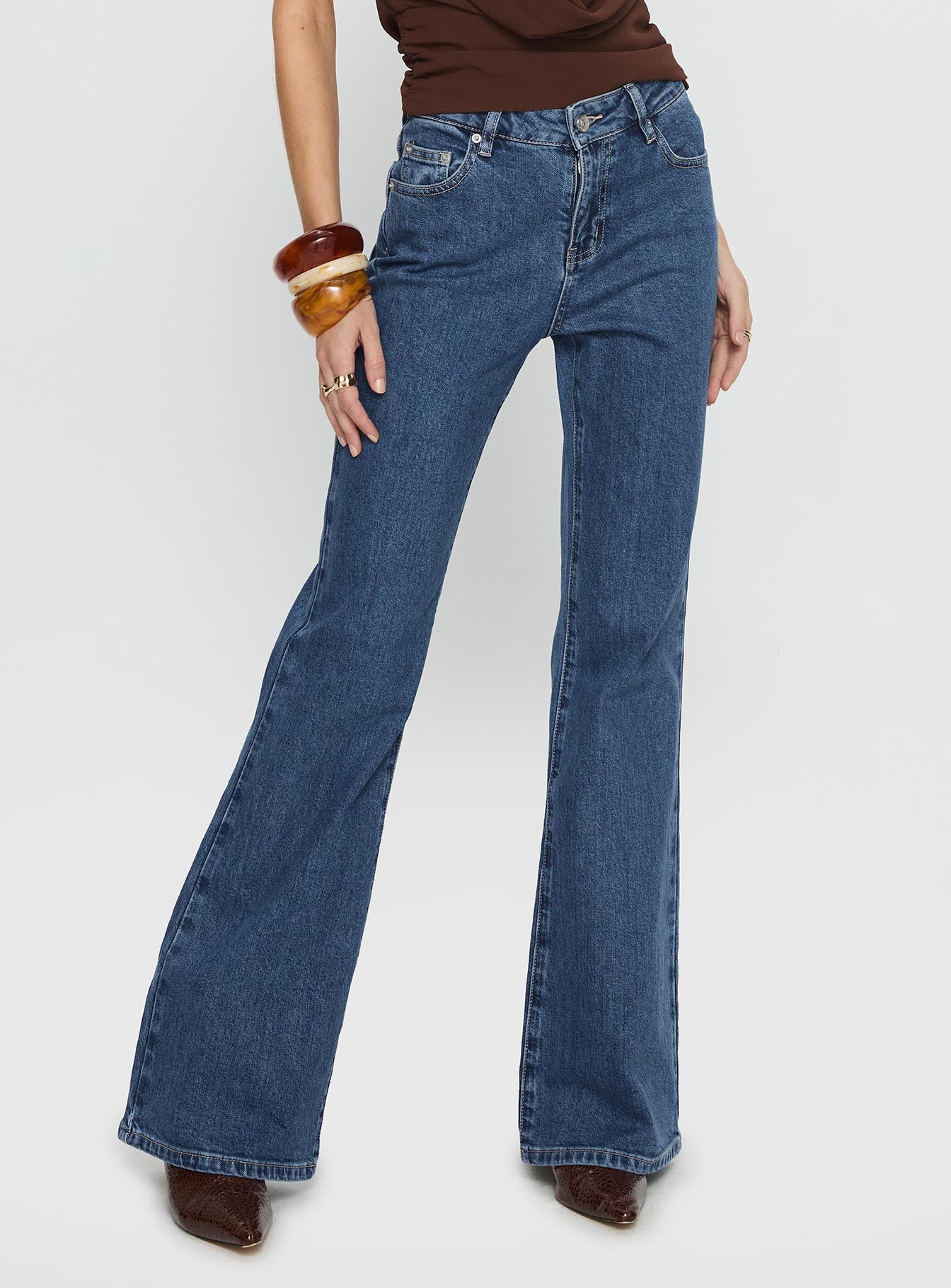 Alternative view of Magic Mirror Mid Rise Bootleg Jeans Mid Blue Wash