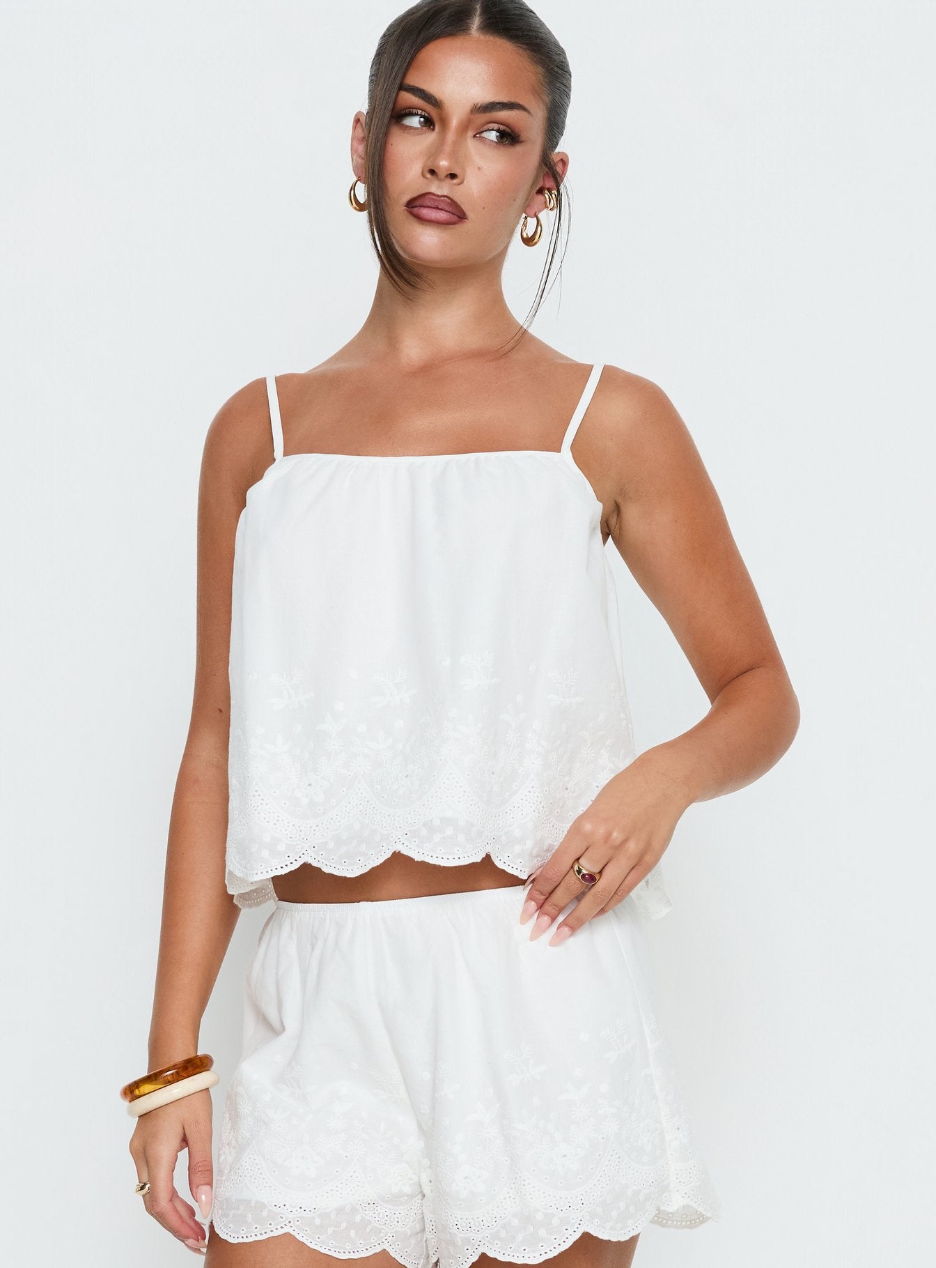 Alternative view of Madison Avenue Embroidered Detail Top White