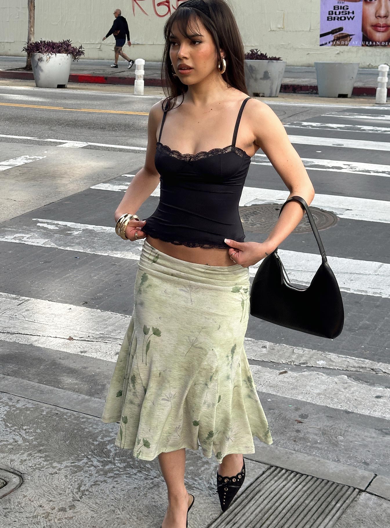 Lewish Low Rise Midi Skirt Green Floral - Image 8